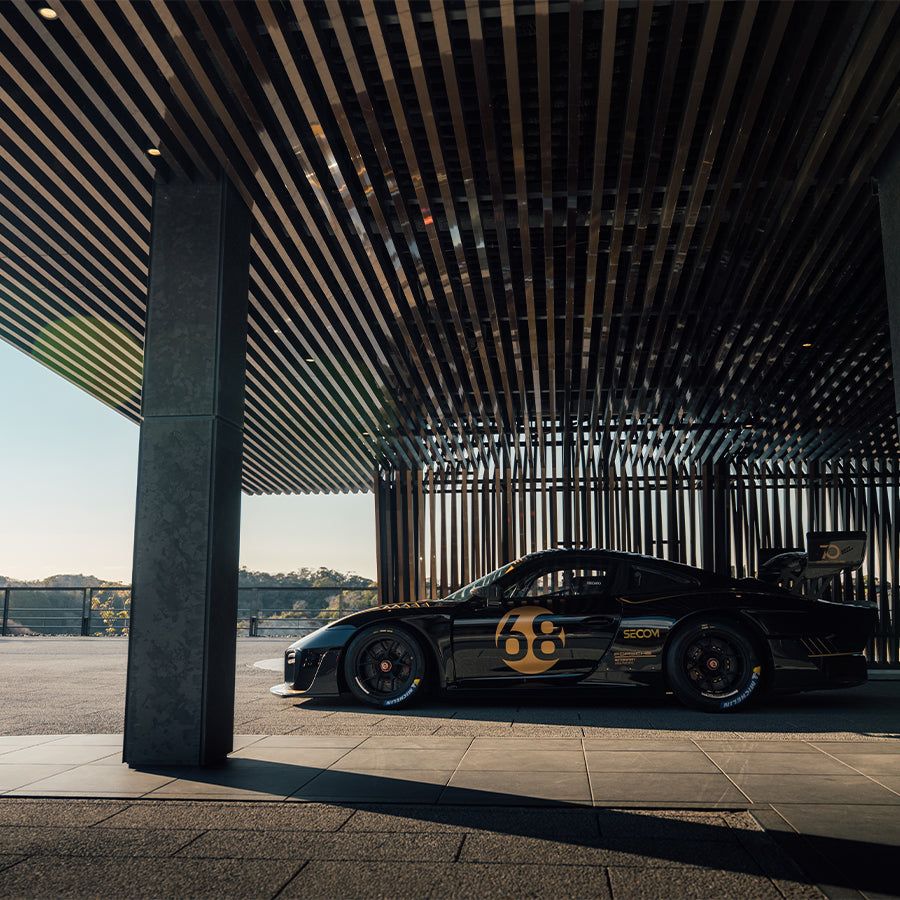 900x900 TRACK DAY