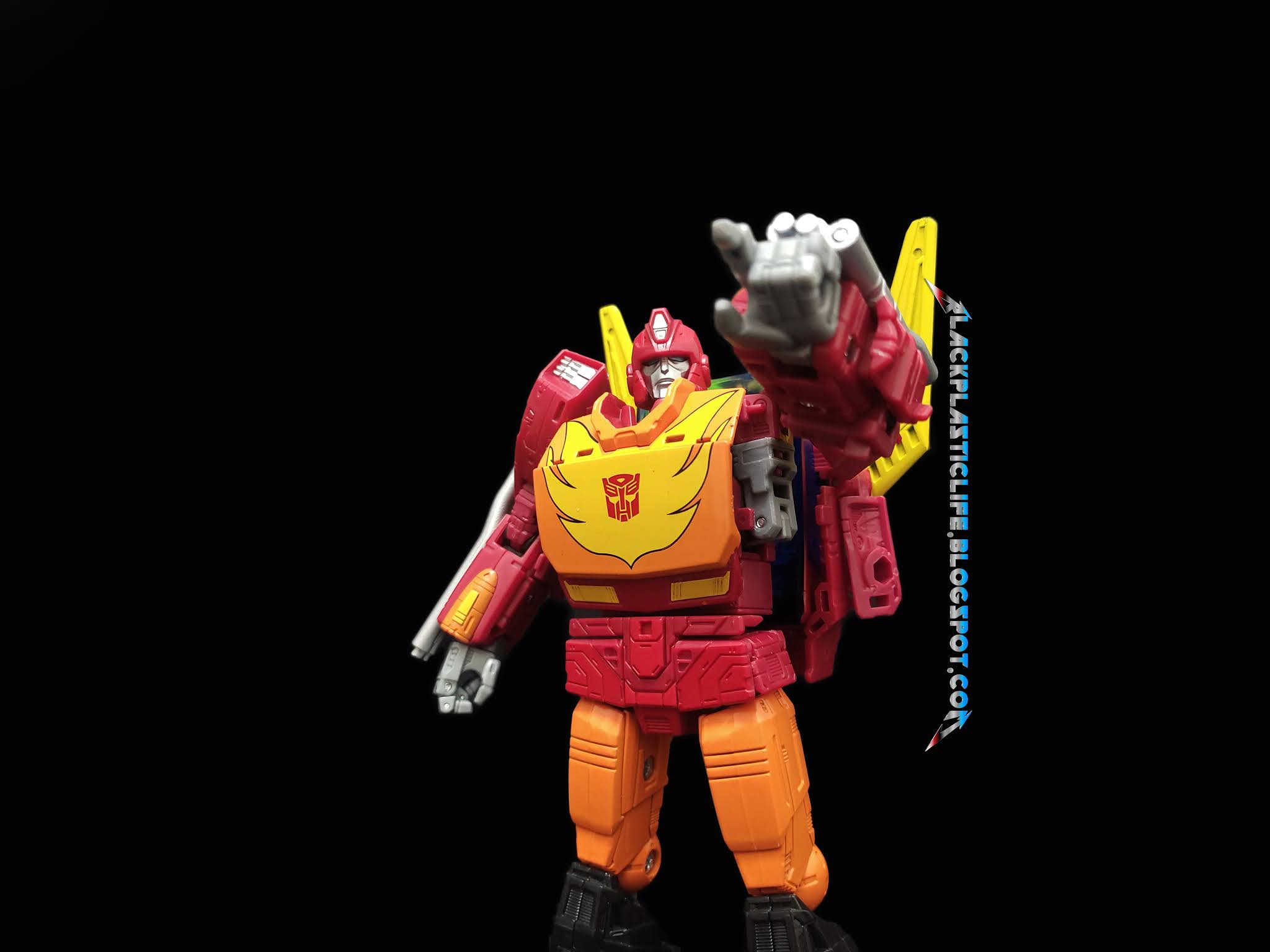 2048x1536 Black: Transformers Kingdom Commander Class Rodimus Prime