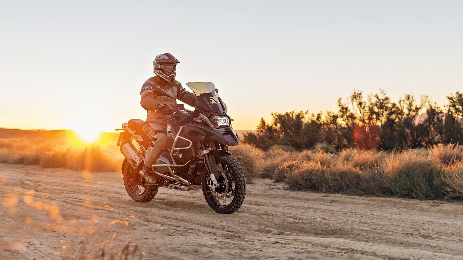 1600x900 Adventure Motorcycle Wallpaper