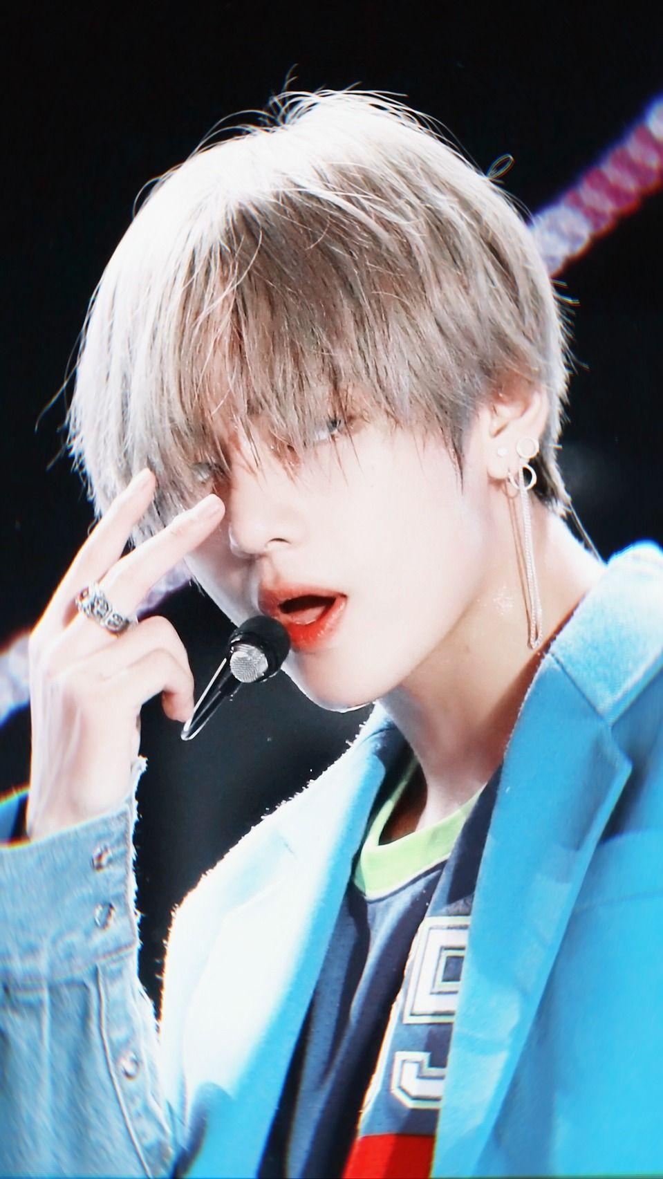 959x1705 
