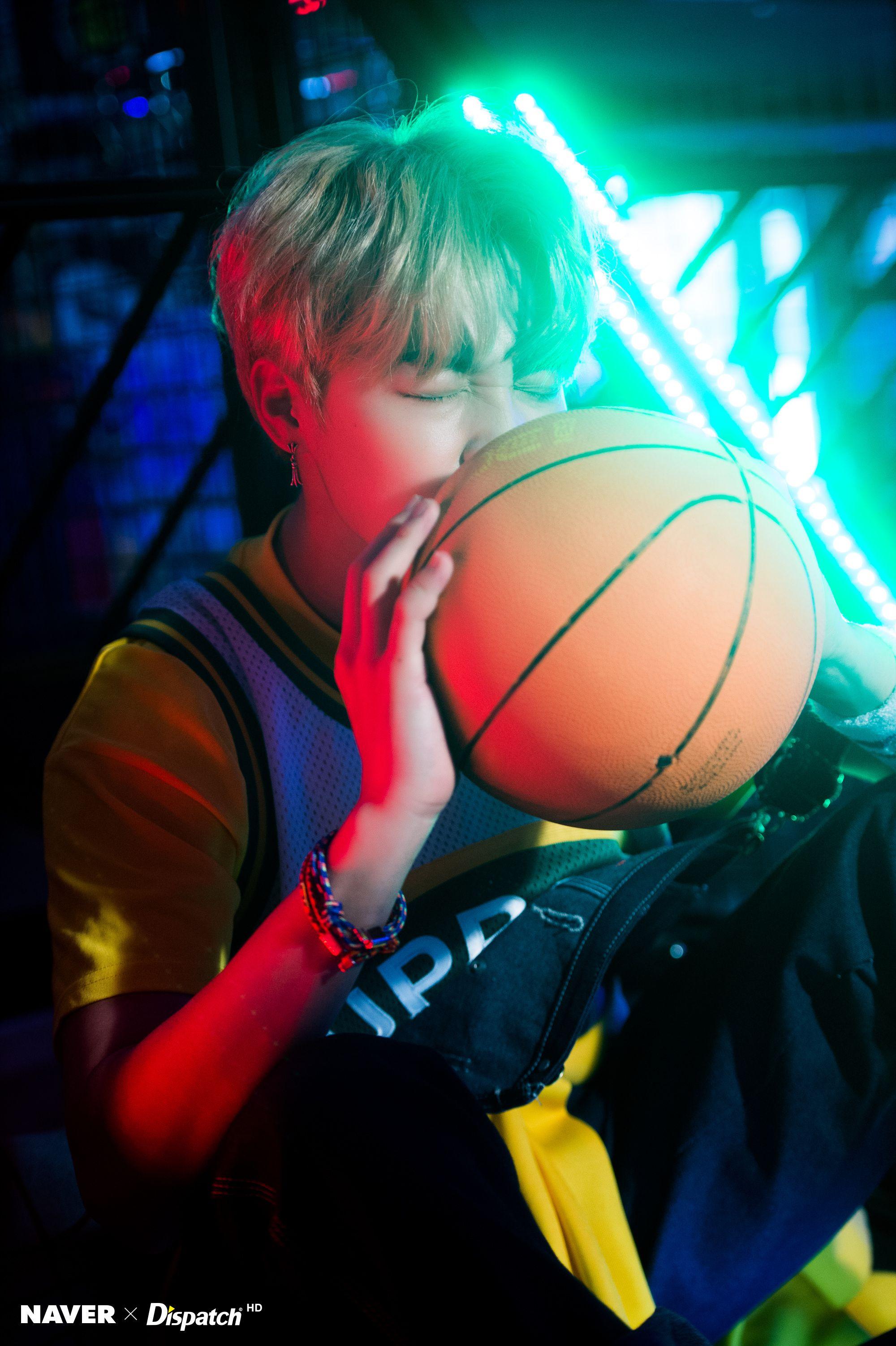 2000x3005 Picture] BTS 5th Mini Album LOVE YOURSELF 承 'Her' Jacket Photo (Suga, Jimin, V) [170921]