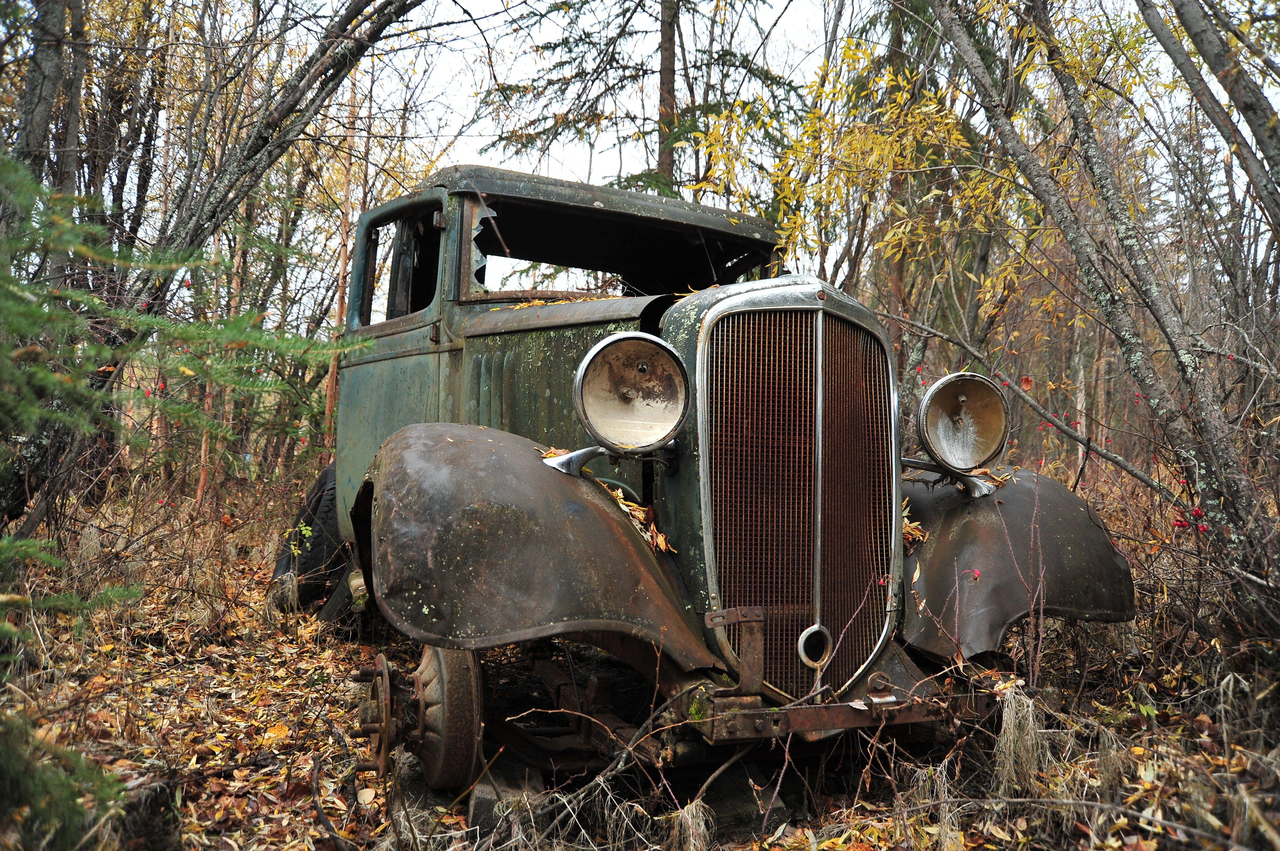 4256x2832 Rusty old truck Bear Creek Yukon wallpaperx2832