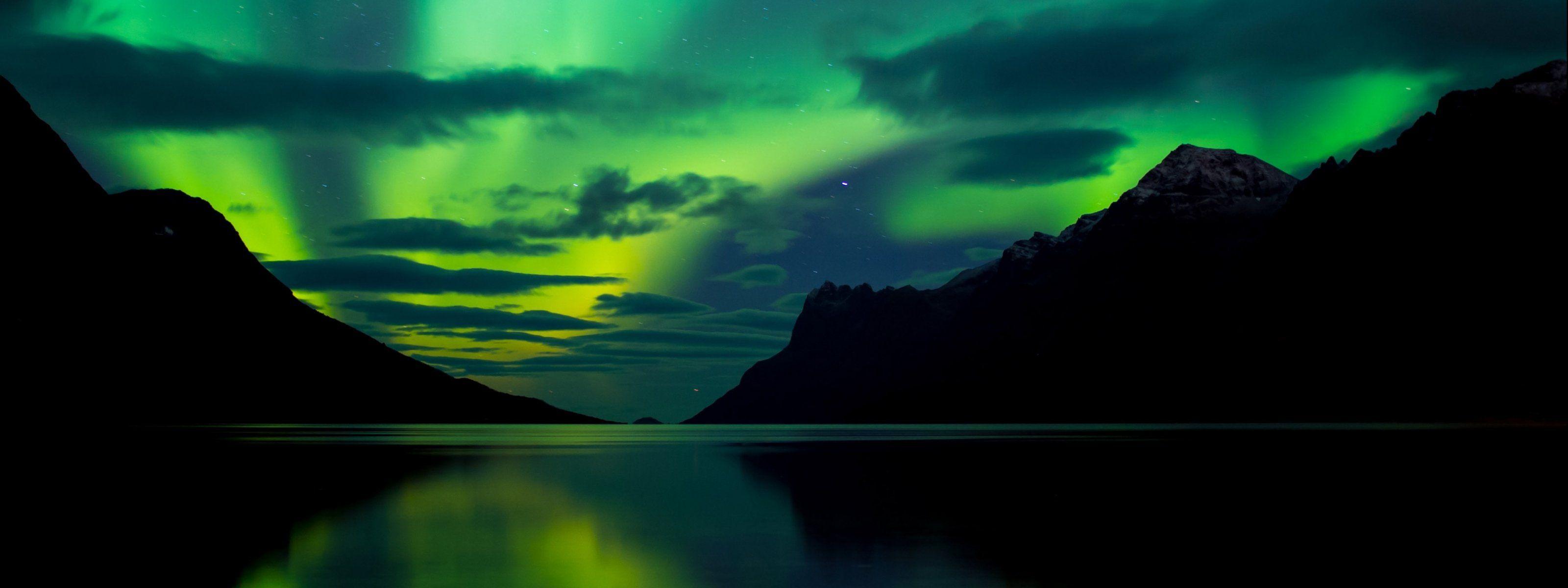 Dual Monitor Wallpaper 3840x1080 Green