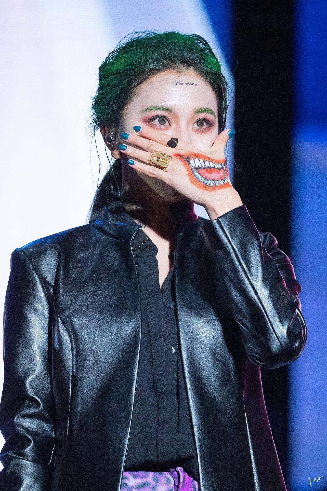 1333x2000 Chae Young Joker Wallpaper