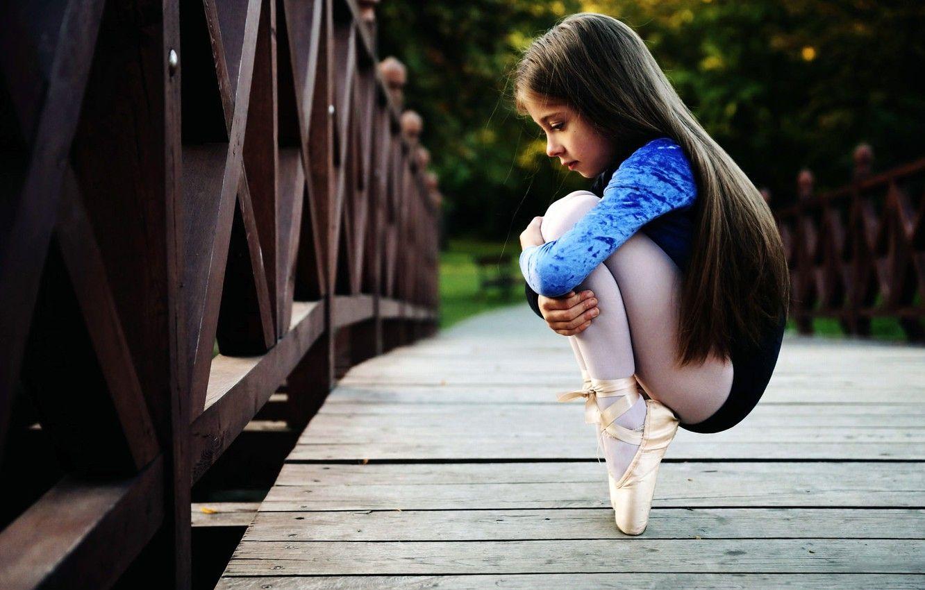 1332x850 Wallpaper girl, long hair, beautiful, pretty, brunette, attractive, handsome, ballet dancer, little ballerina image for desktop, section настроения