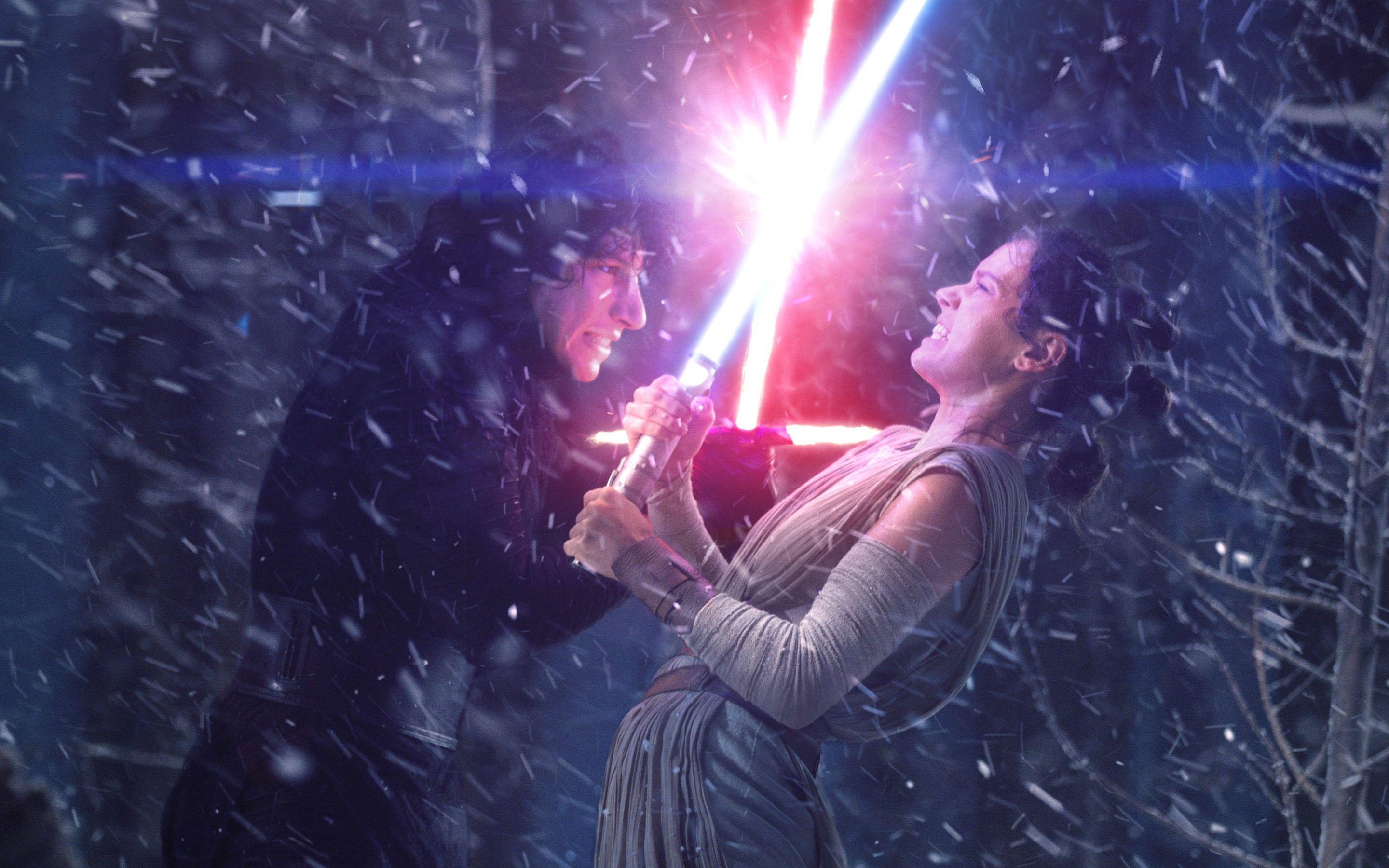 2880x1800 Rey Kylo Ren Lightsaber Fight Wallpaper