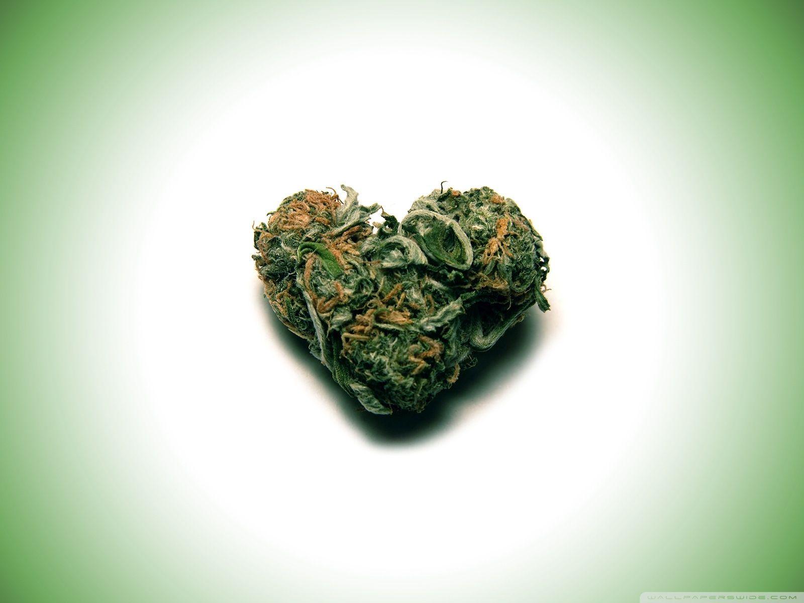 1600x1200 Weed Heart ❤ 4K HD Desktop Wallpaper for 4K Ultra HD TV • Tablet