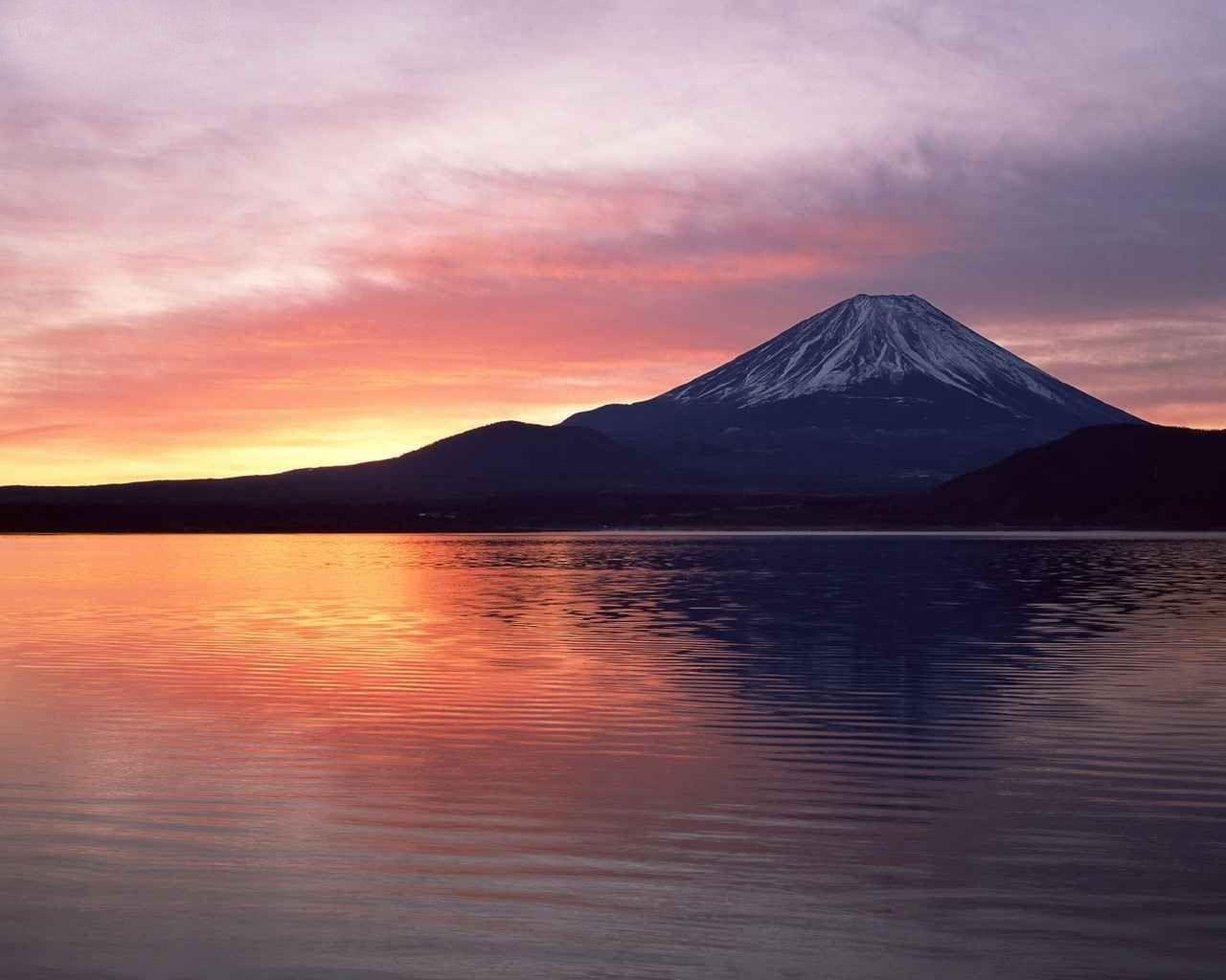 1280x1024 Sunsets Sunset Fuji Mountain Mount Japan Beautiful Water Wallpaper