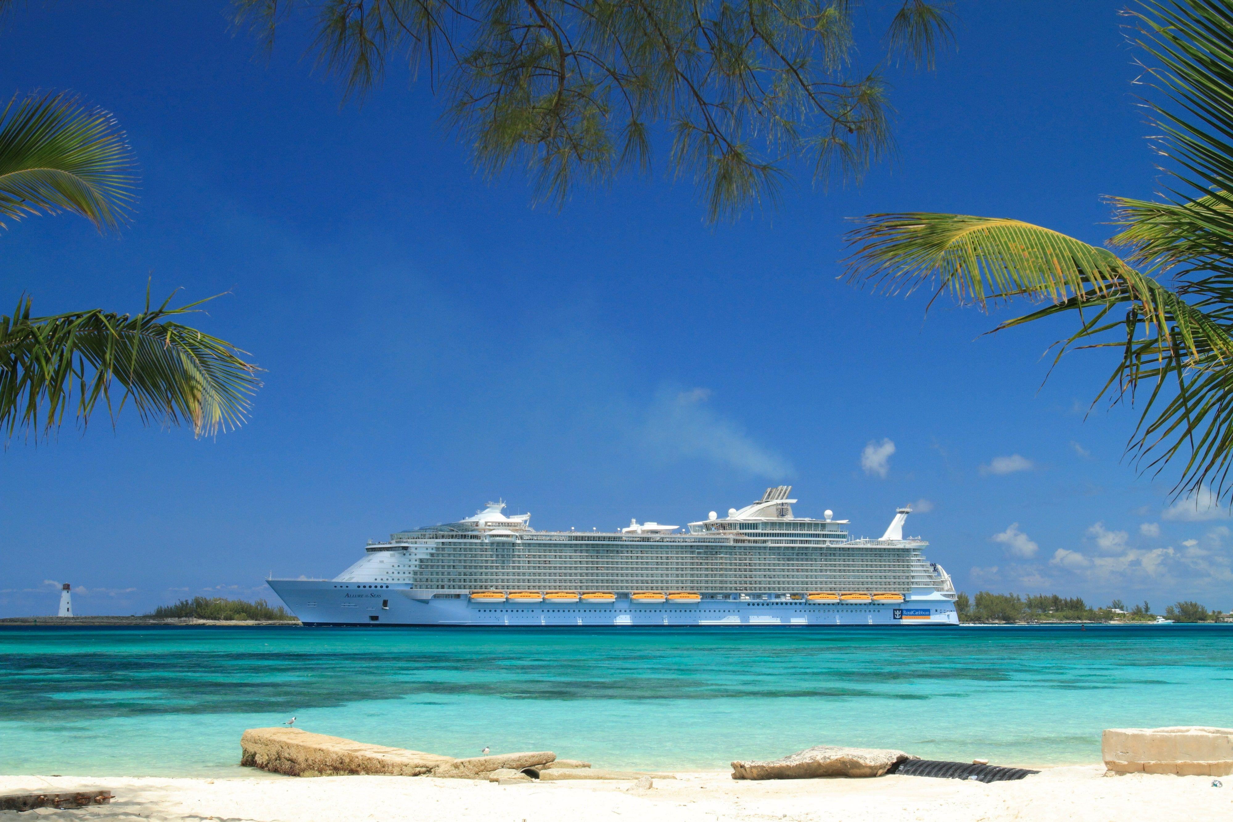 3999x2666 Why Group Cruises Are the Easiest Trip for a Large Crowd. Condé Nast Traveler