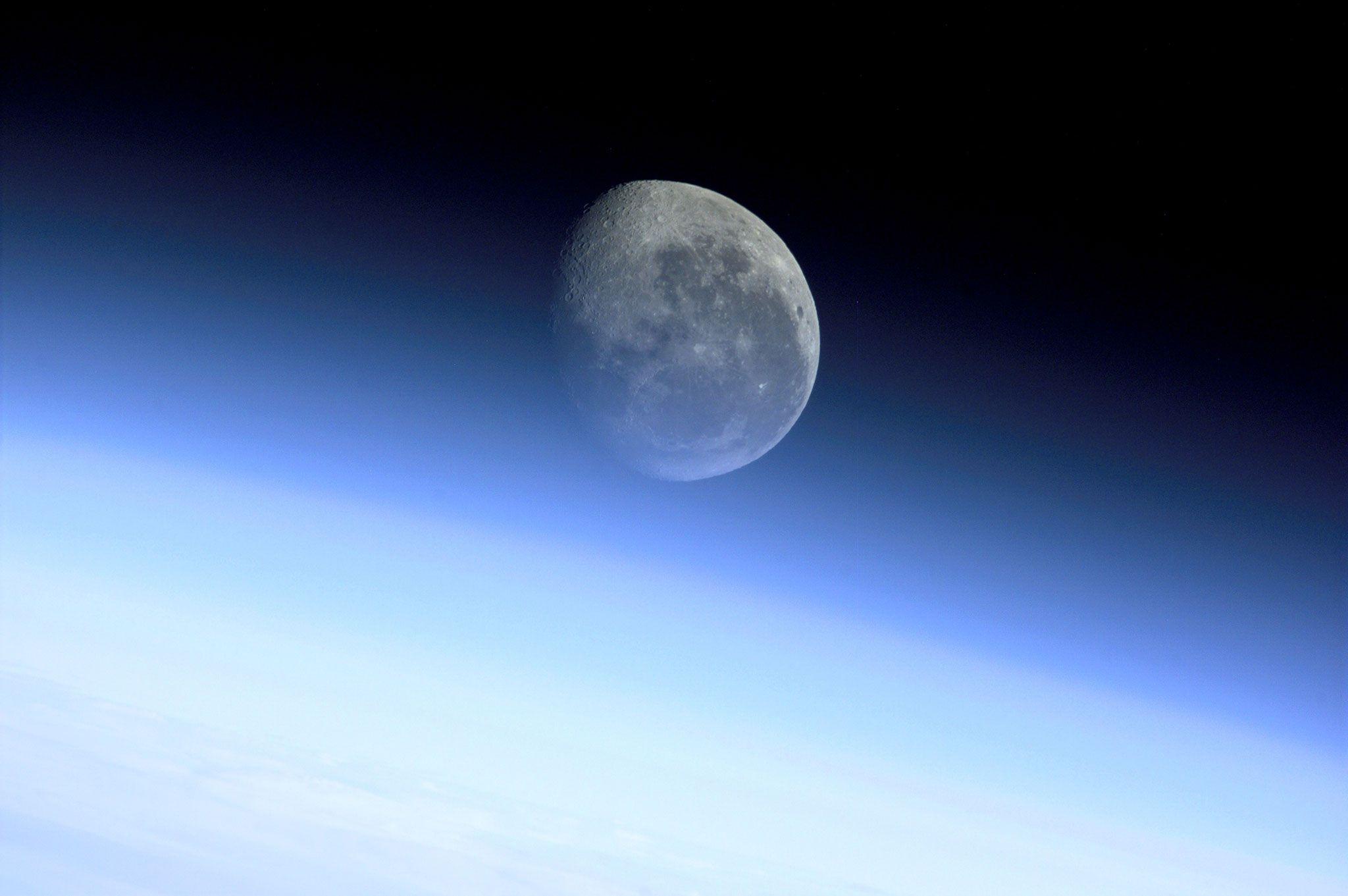 2048x1361 How Would Aliens Detect Life on Earth?