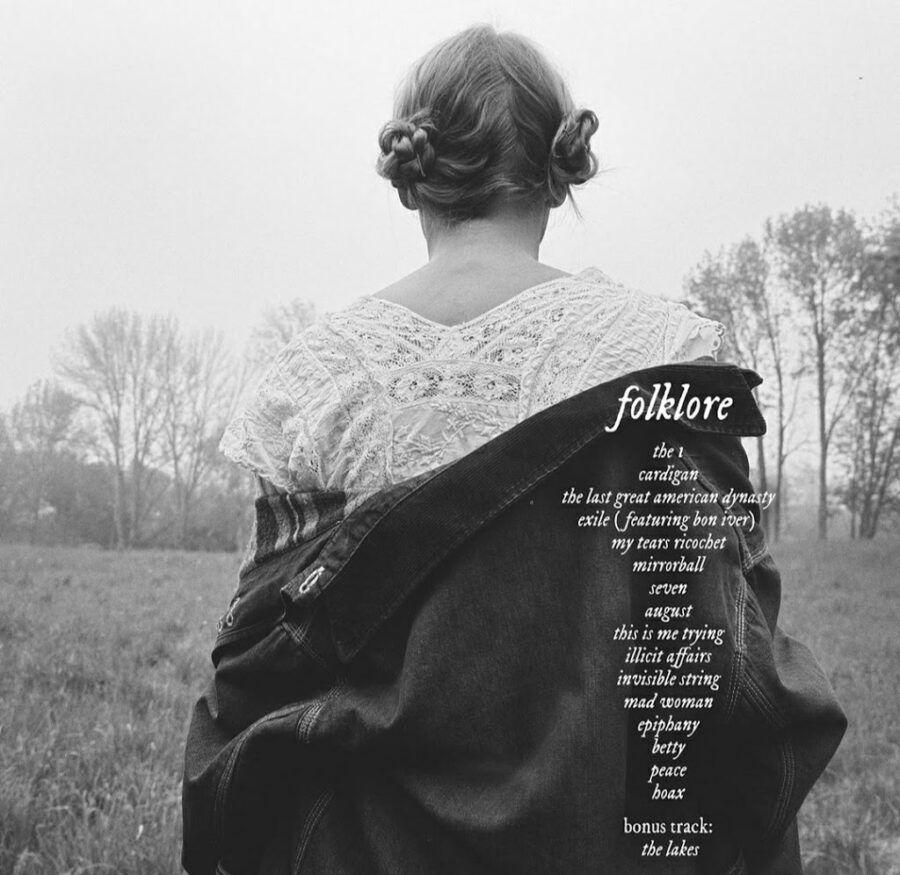 900x875 Taylor Swift Folklore's Song Lyrics Quote / Lyrics Quote Wallpaper