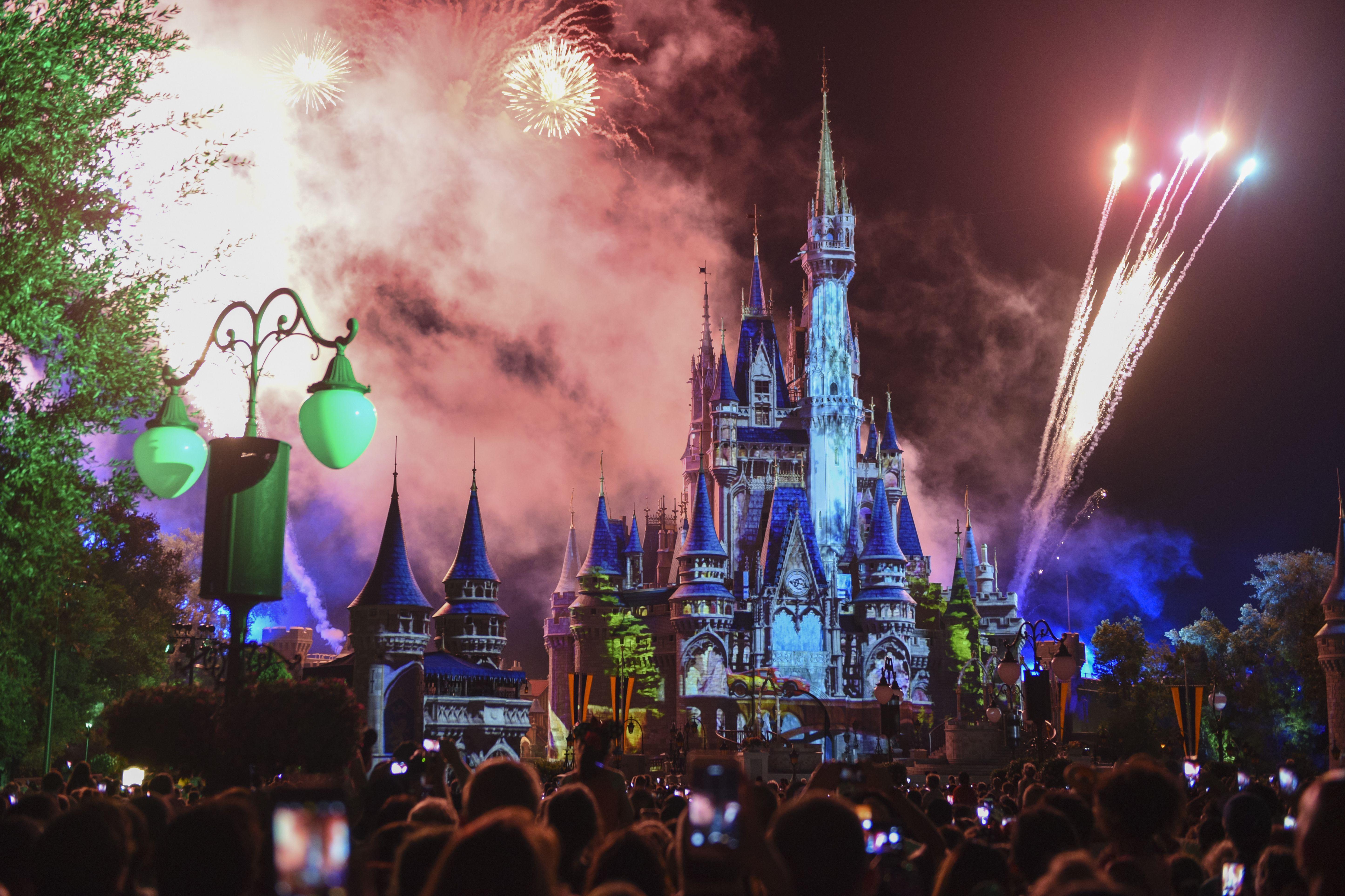 5780x3853 Disney characters say tourists inappropriately touched them