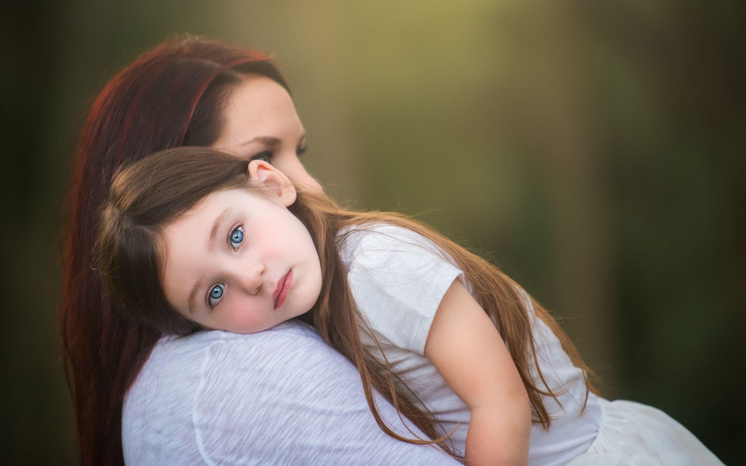 2560x1600 Labour: The process of separating from our mother DOULA SERVICES