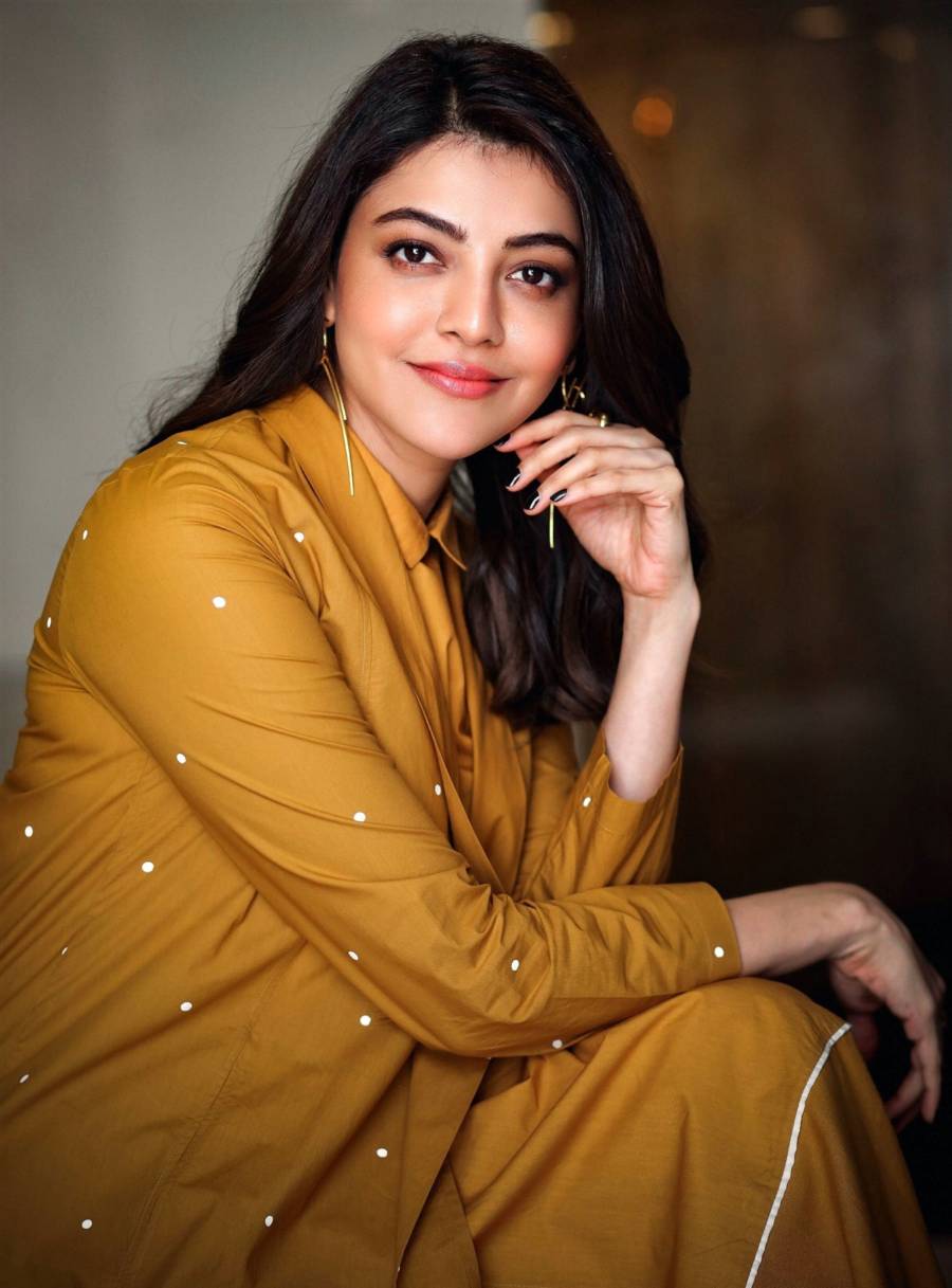 900x1217 Tollywood Actress Kajal Aggarwal At Comali Movie Promotions