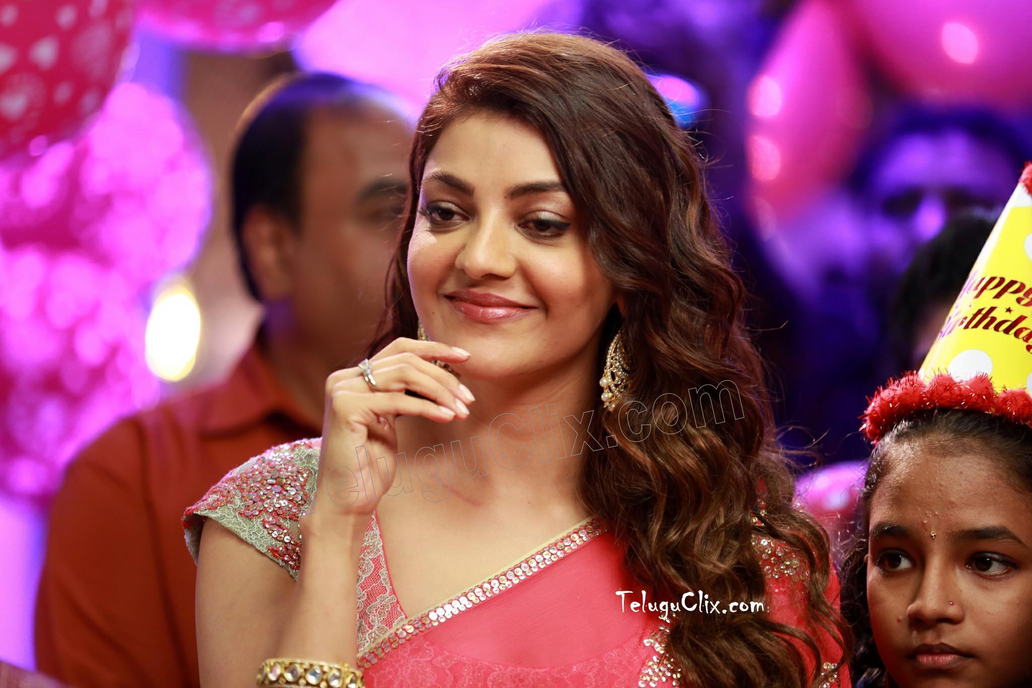 2048x1366 Kajal Aggarwal in From Comali Movie HD HQ Photo Stills image