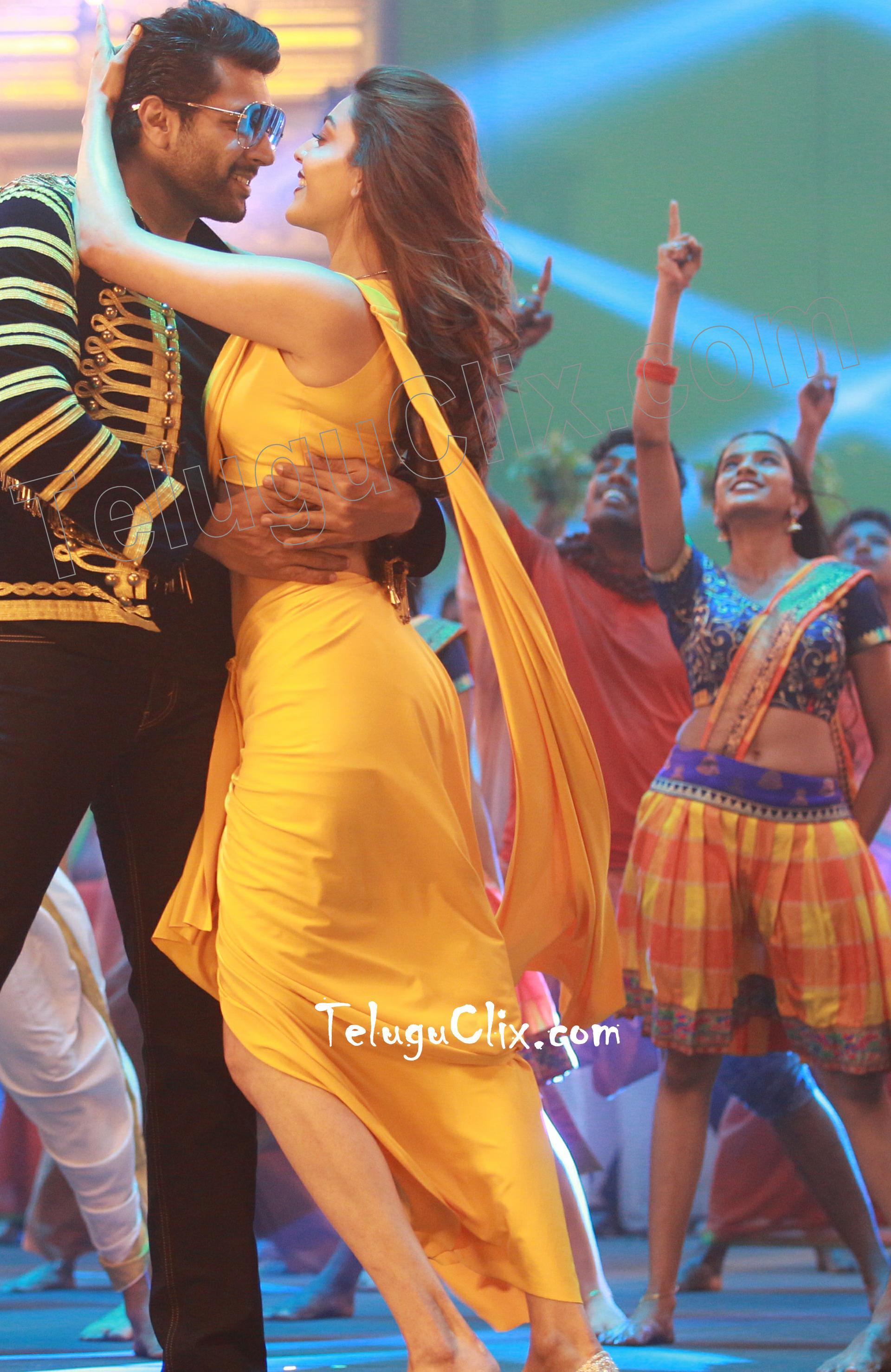 1920x2957 Kajal Aggarwal in From Comali Movie HD HQ Photo Stills image