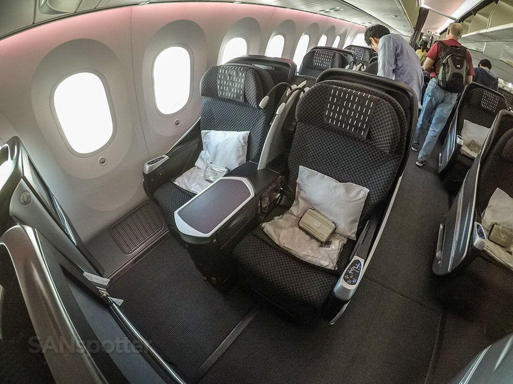 1024x768 Japan Airlines 787 8 Shell Flat Neo Business Class 787 8 Jal Business Class