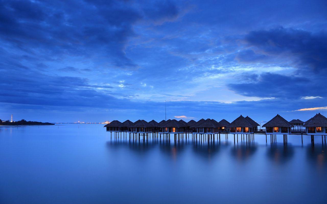 1280x800 Download wallpaper 1280x800 calm, sea, houses, beach, malaysia widescreen 16:10 HD background