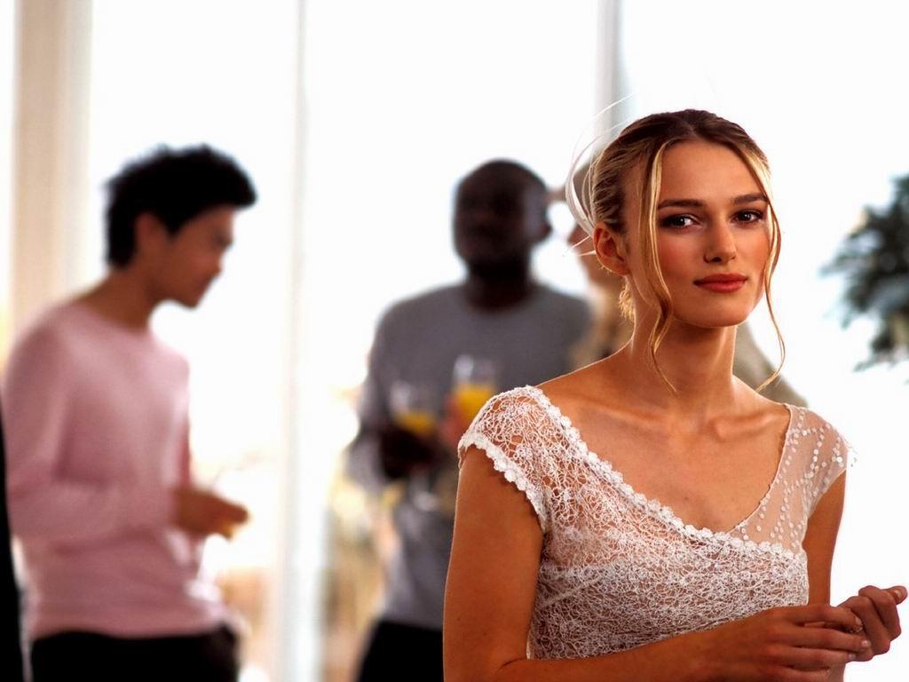 1024x768 Love Actually Knightley Wallpaper