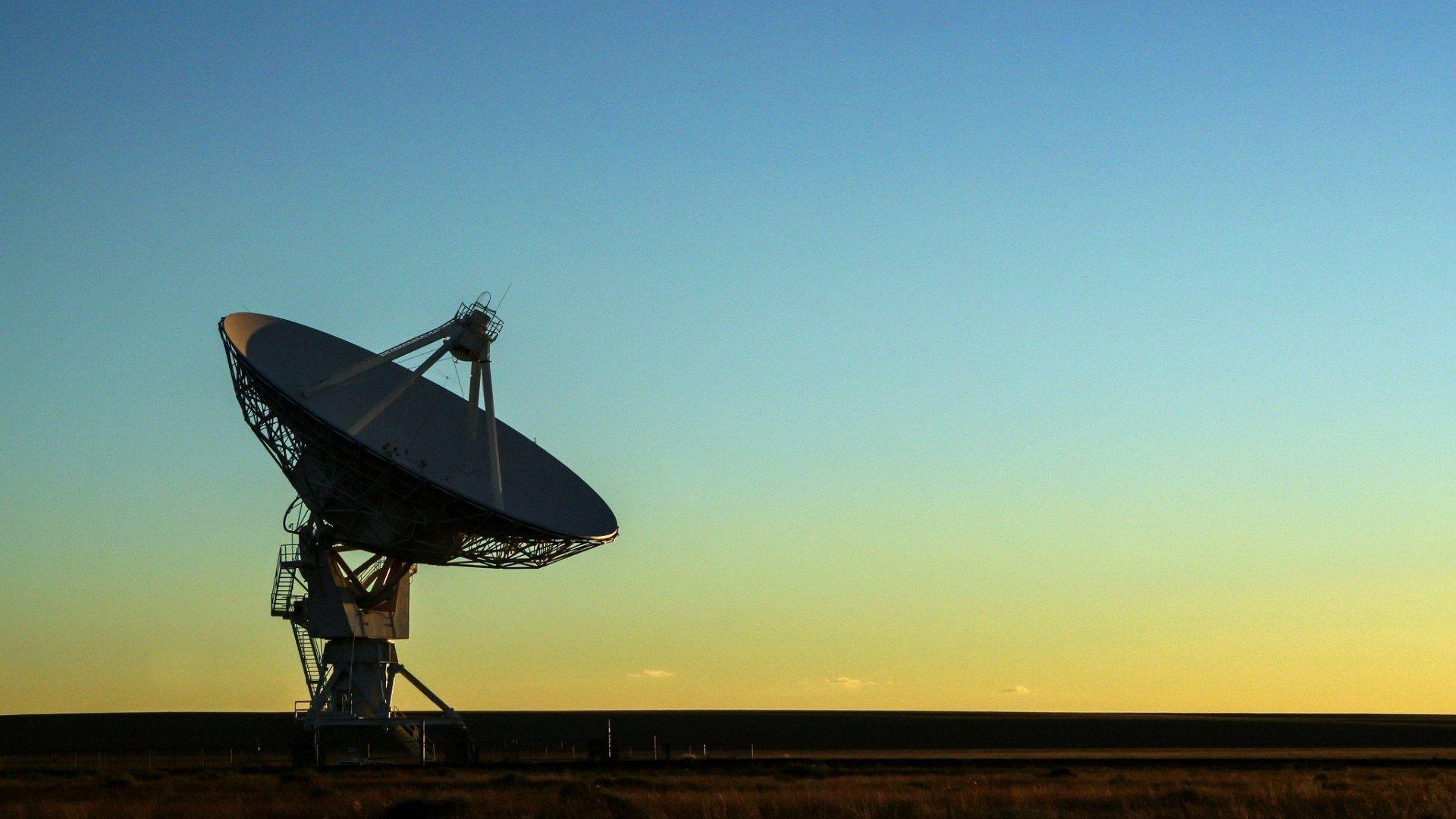 1920x1080 Download Wallpaper telescope sky, 1920x Radio telescope