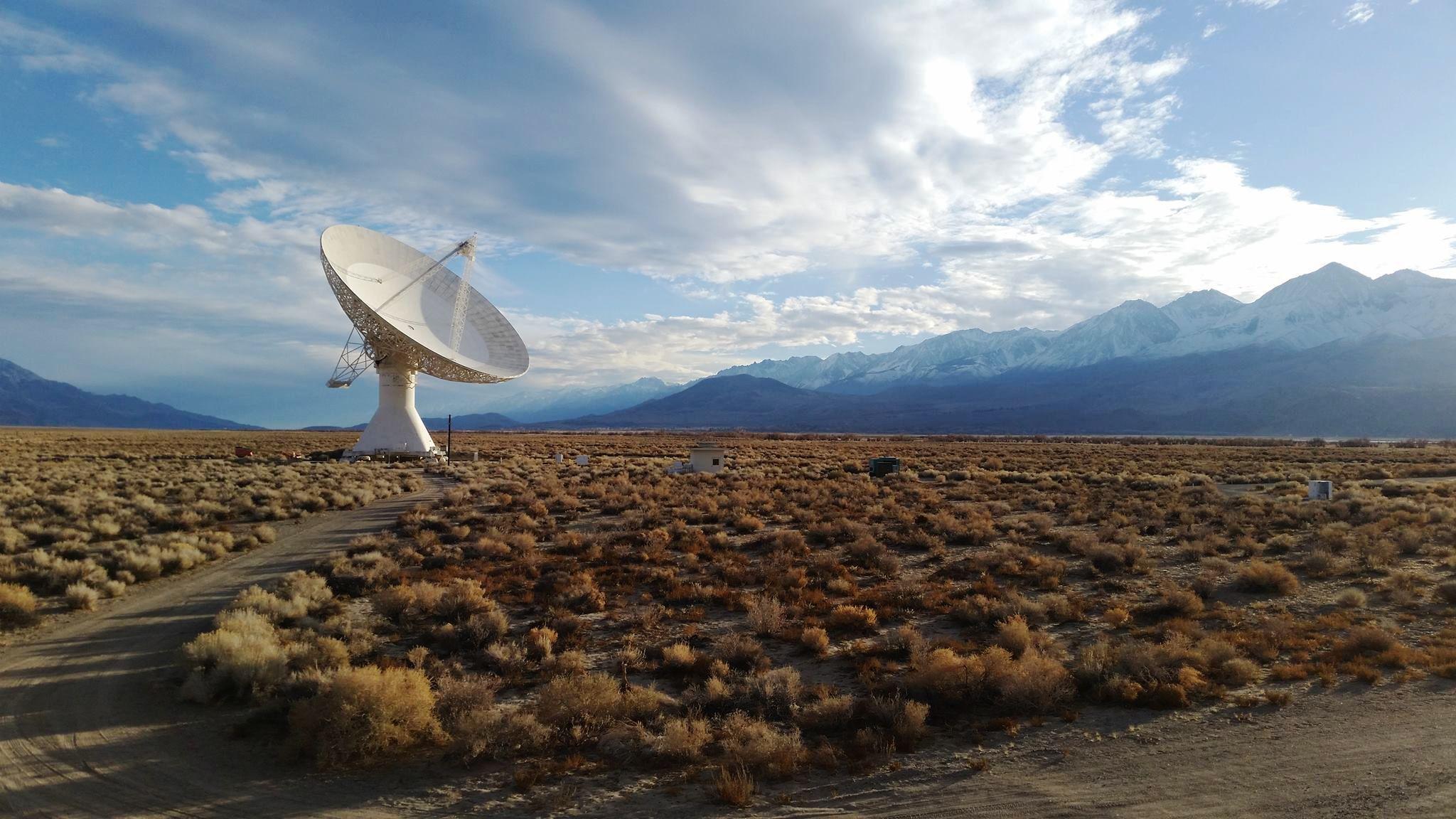 2048x1152 Owens Valley Radio Observatory