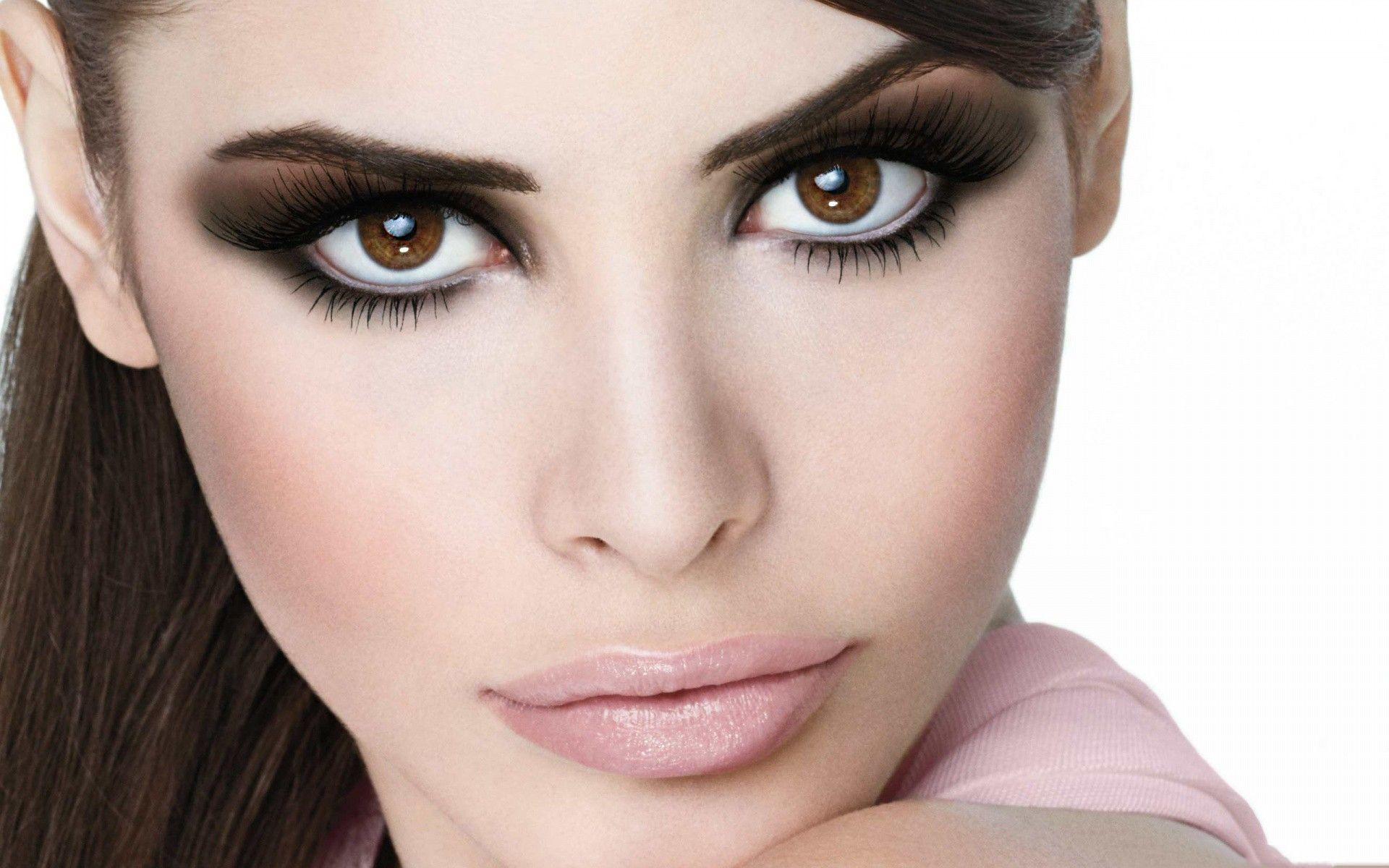 1920x1200 Stunning Brown Eyes wallpaperx1200