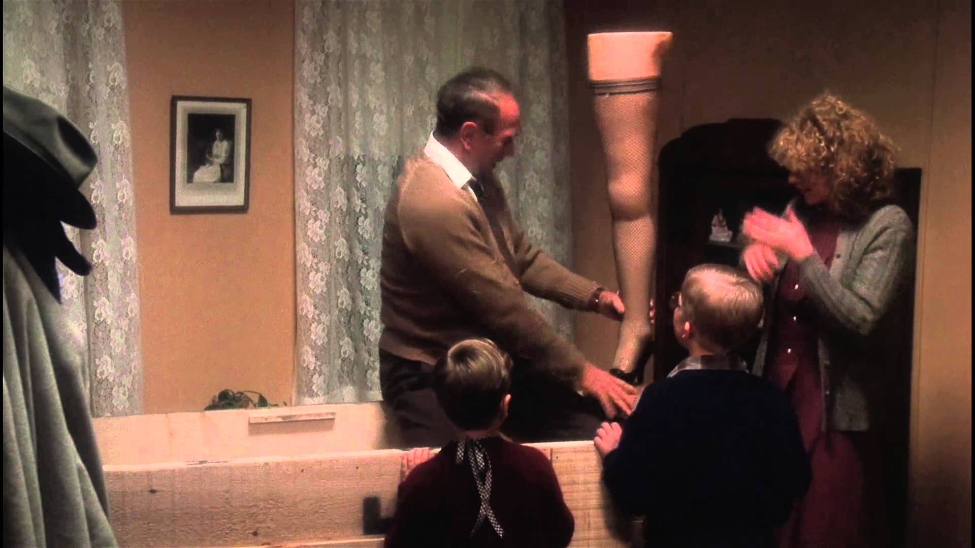 1920x1080 Leg Lamp Wallpaper