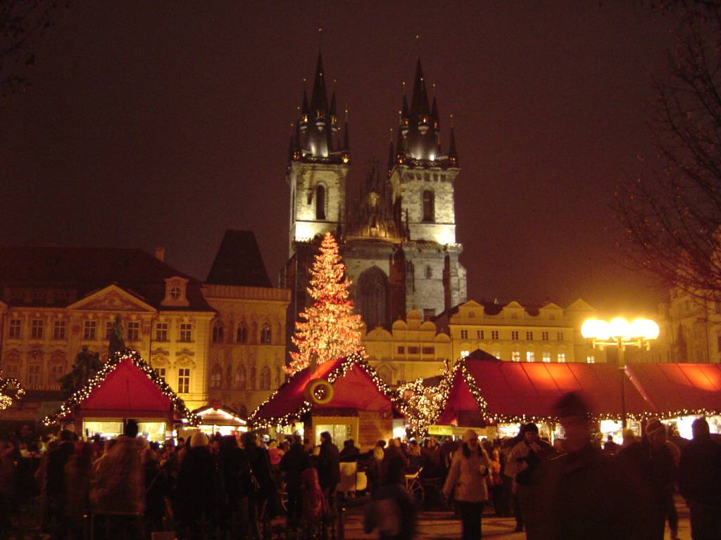 1024x768 Czech out the Christmas Markets among Friends