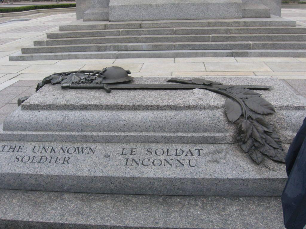 1024x768 Fallen Soldier Wallpaper