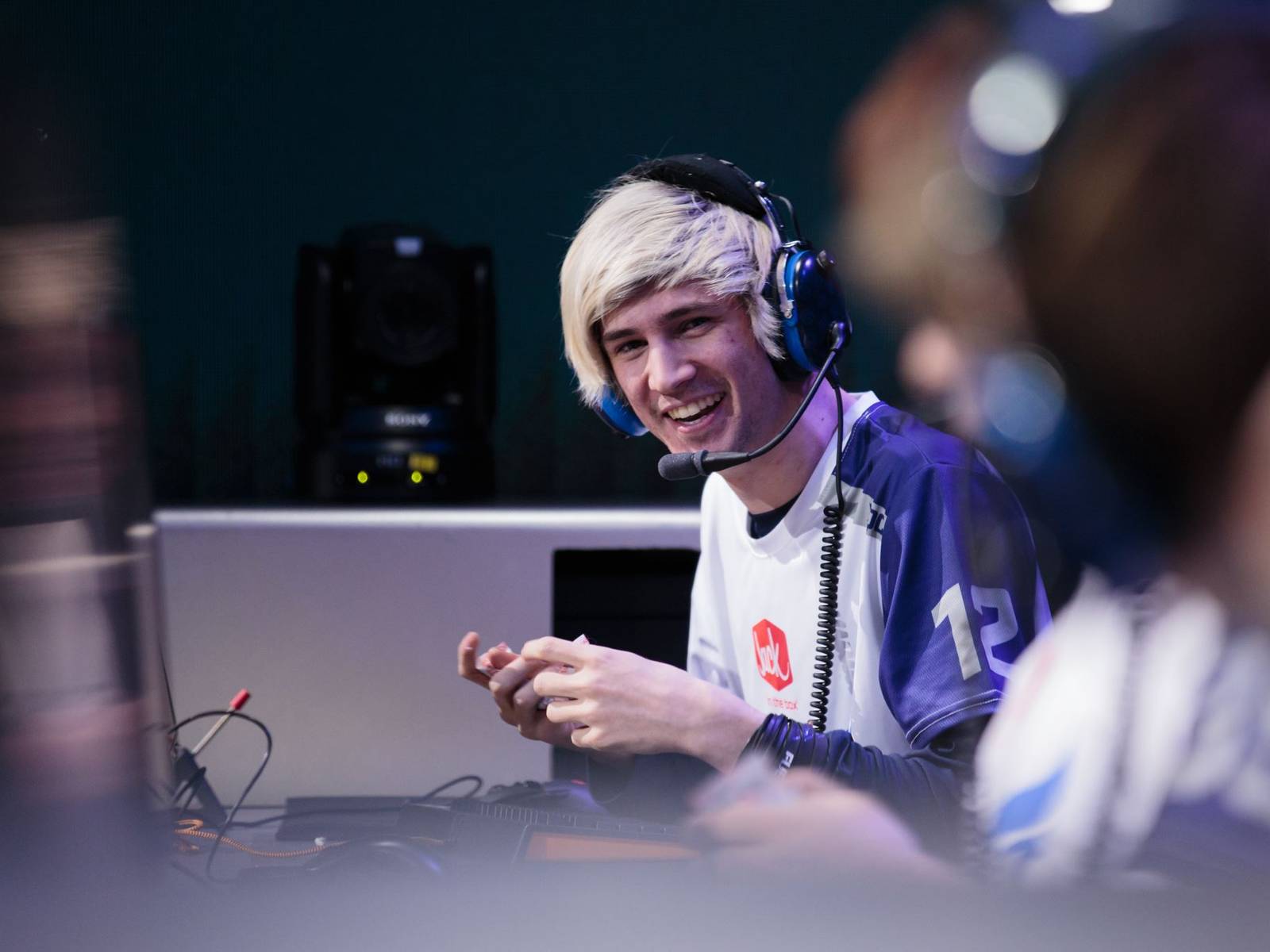 1600x1200 Former Pro Overwatch Player XQc Banned For 15 Days Over In Game Toxicity