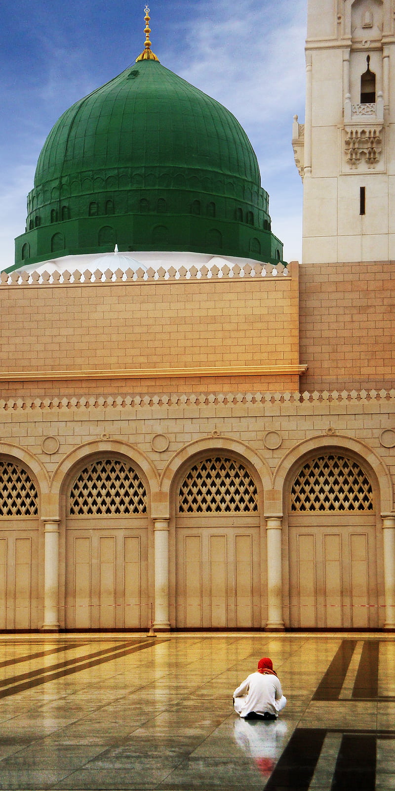 800x1600 2048x2732px, 2K Free Download. The Door Of Masjid Al Nabawi In Madinah, Art, Saudi Arabia, Gold, Bonito, HD Wallpaper