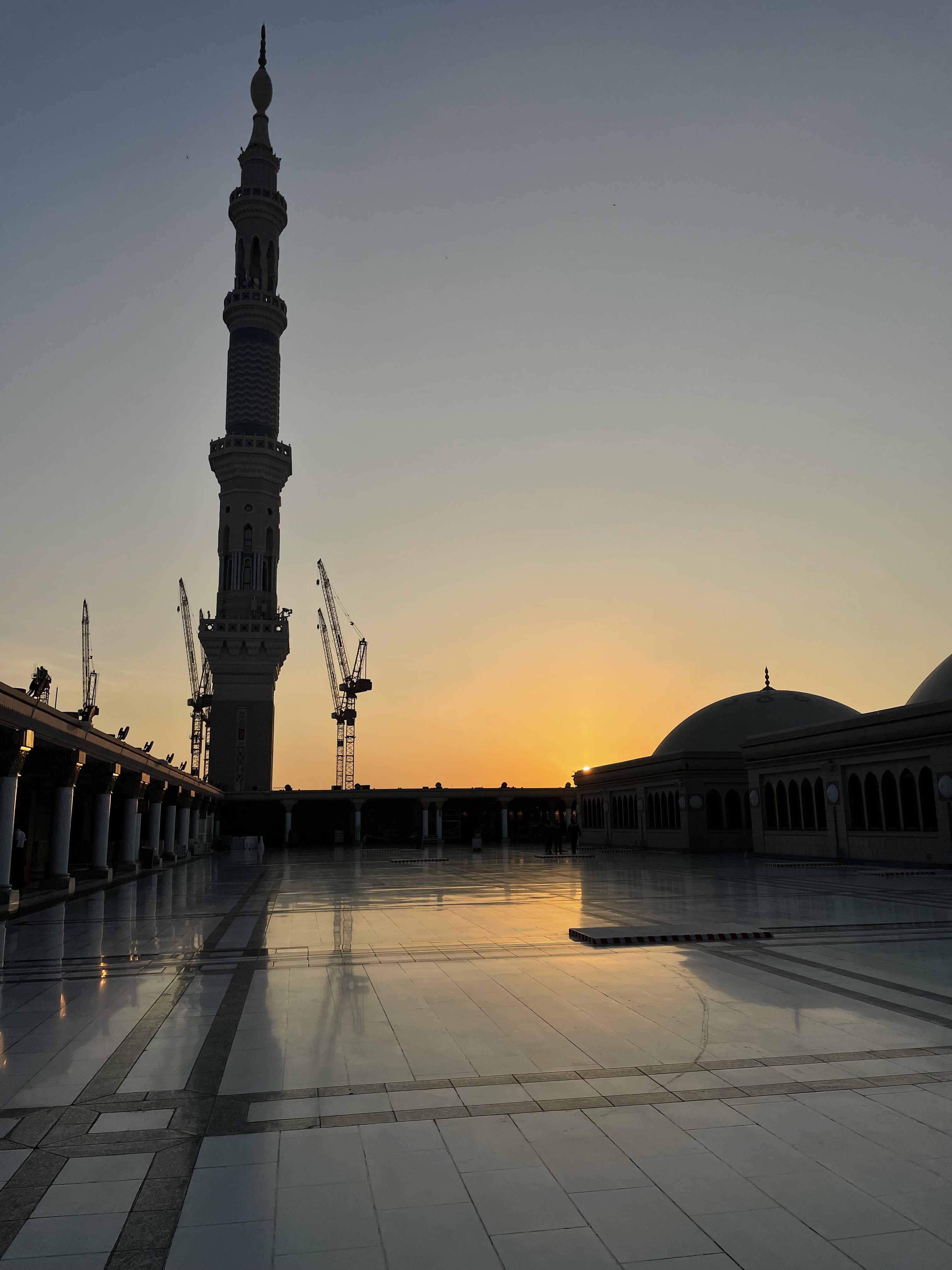 3024x4032 Some pics from my madina trip