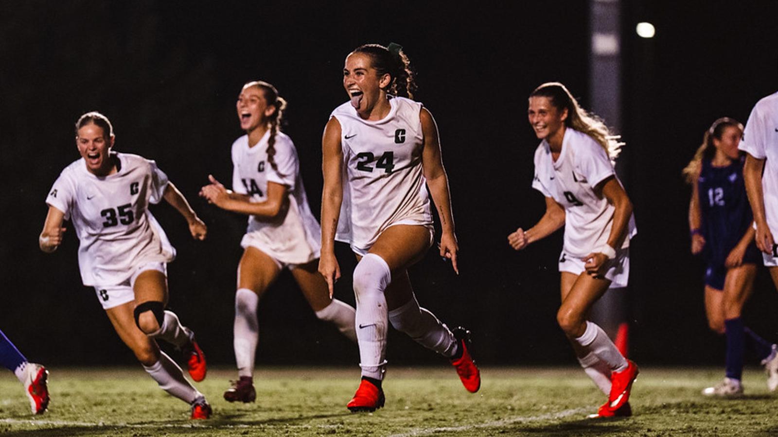 1600x900 Late Penalty From Metcalf Lifts Niners Over Furman In Season Opener, 2 1