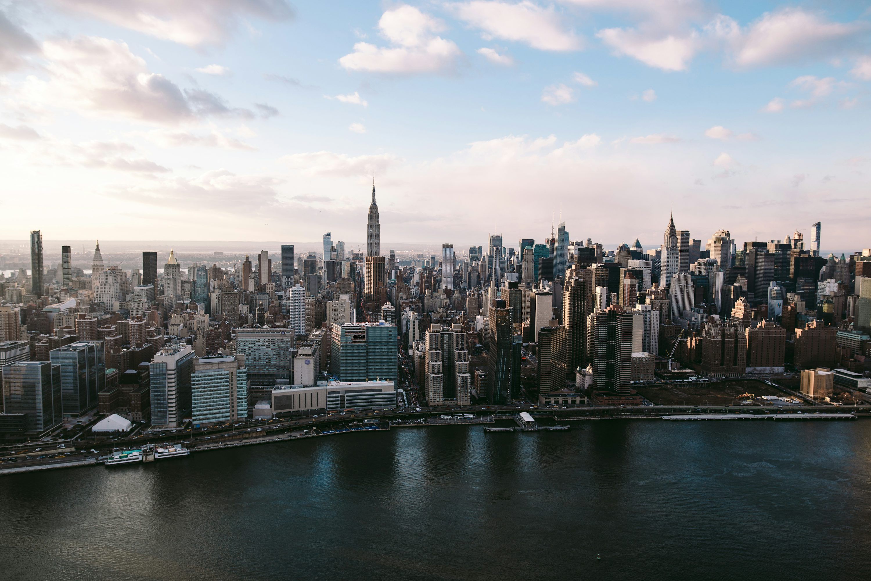3000x2000 New York City Wallpaper: Free HD Download [4K]