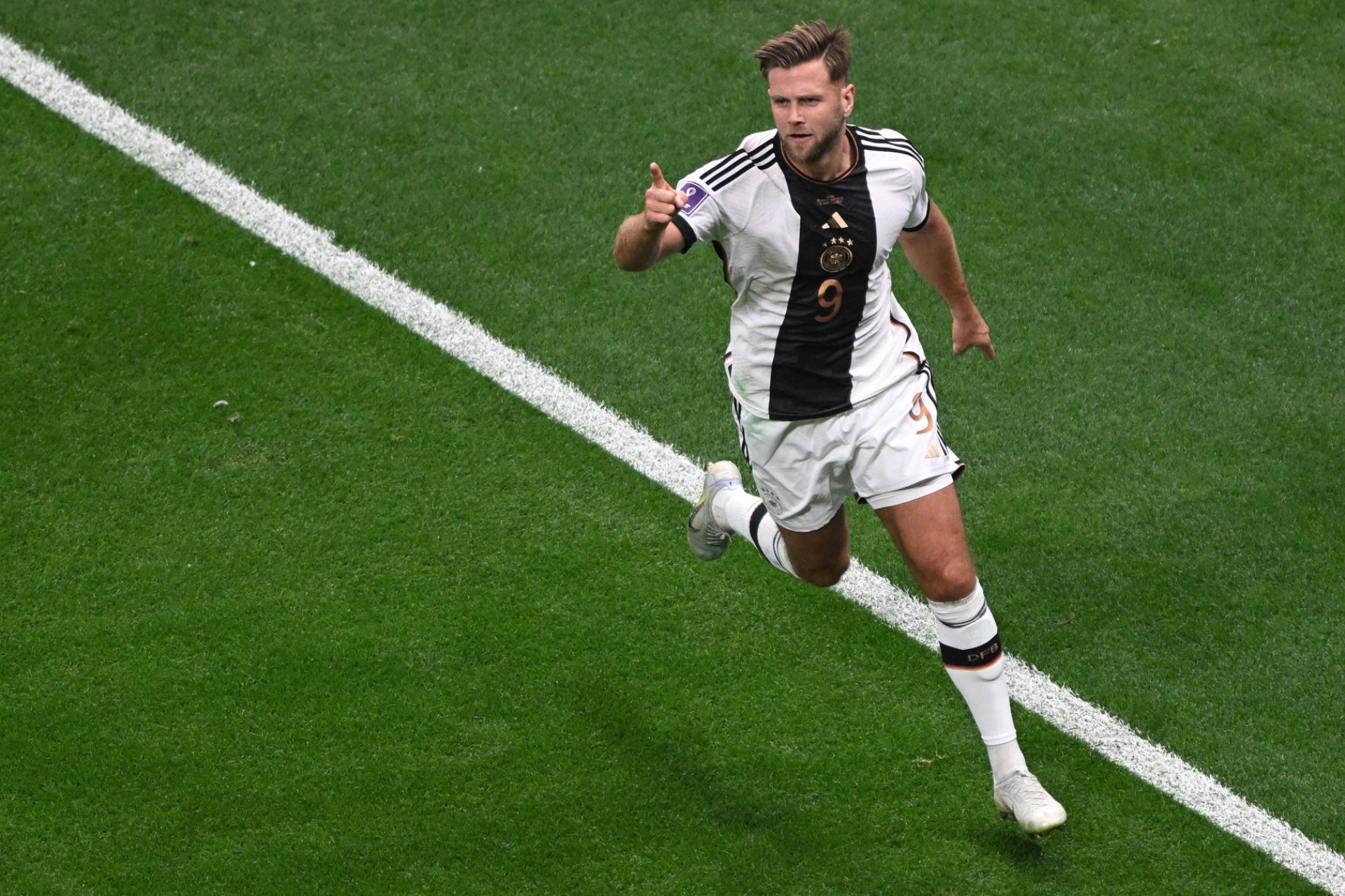 1920x1279 Niclas Fullkrug FIFA 2022 Qatar Wallpaper, HD Sports 4K Wallpaper, Image and Background