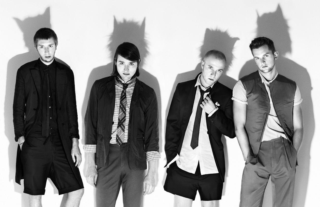 1300x842 Suede Band Wallpaper