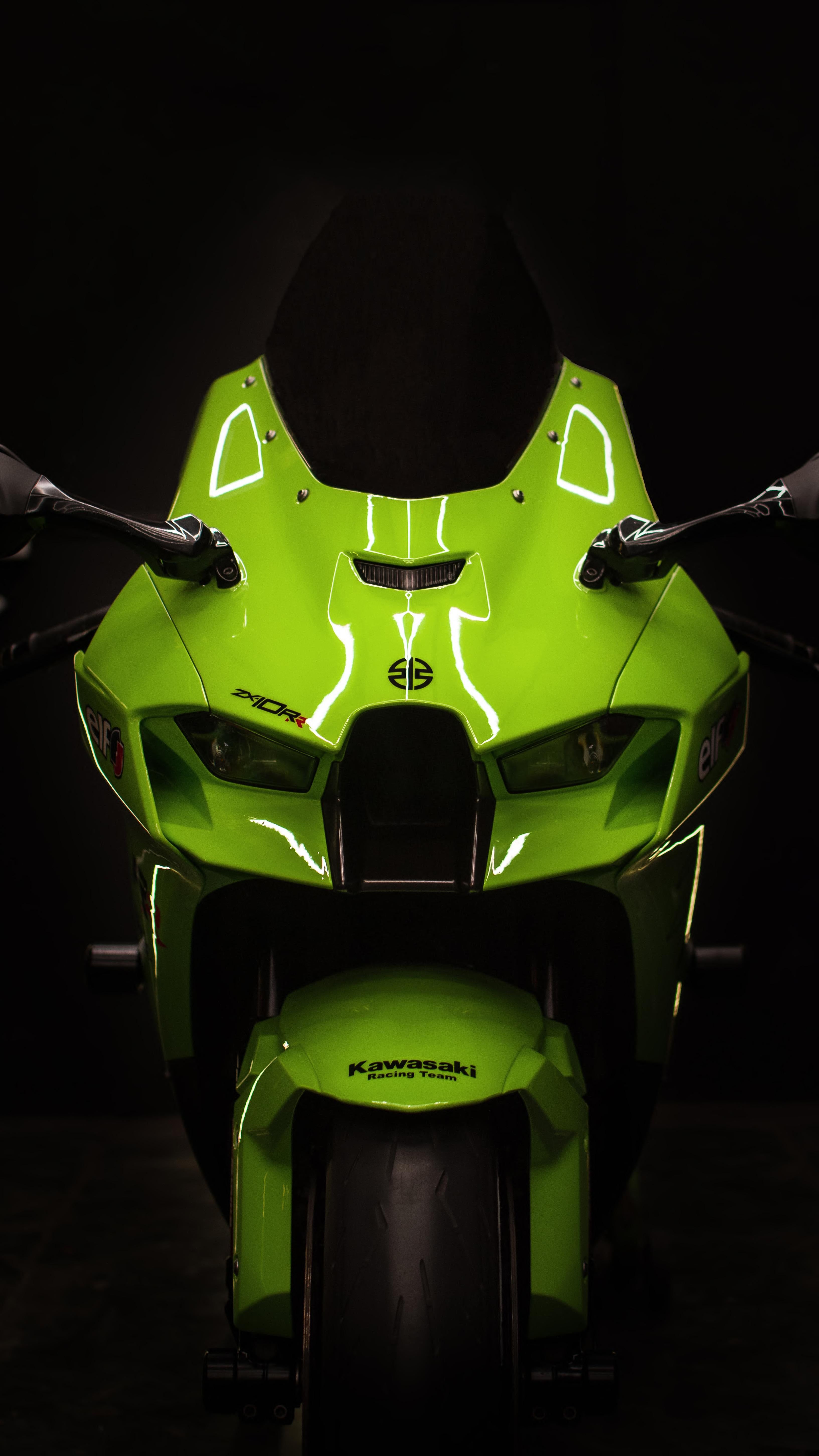 3266x5805 Free Wallpaper of ZX10RR?