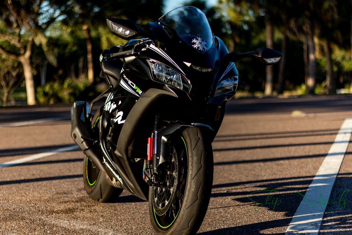 1200x800 Cooling off in the summer heat with the #Ninja #ZX10RR Winter Test Edition. Photo: @ship_visuals