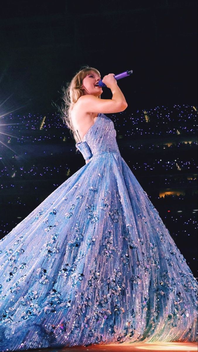 676x1200 Taylor swift blue speak now dress. Taylor swift concert aesthetic wallpaper, Glam concert embellished gown, Queen taylor