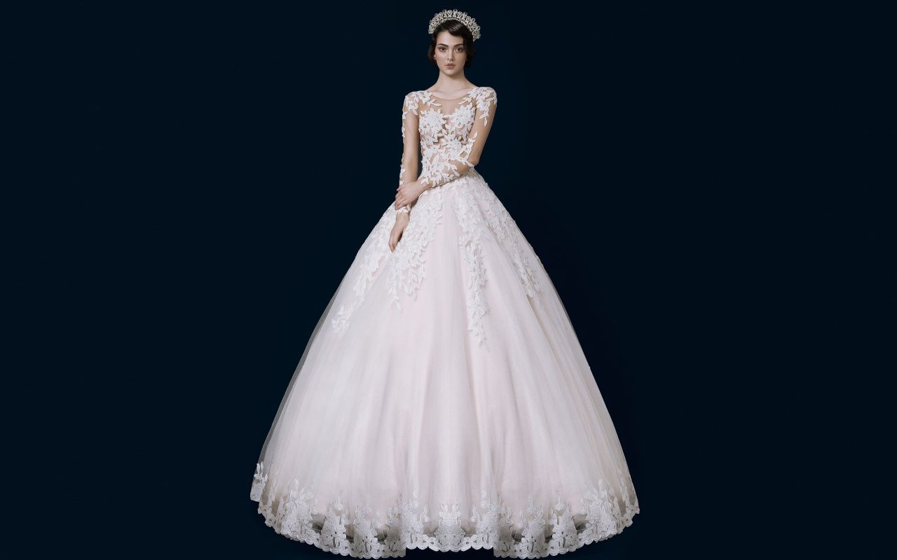 1280x800 Classy and Fabulous Wedding Dress Bride 4K UHD Wallpaper for UltraHD Desktop and TV : Widescreen and UltraWide Display : Smartphone and Tablet Devices