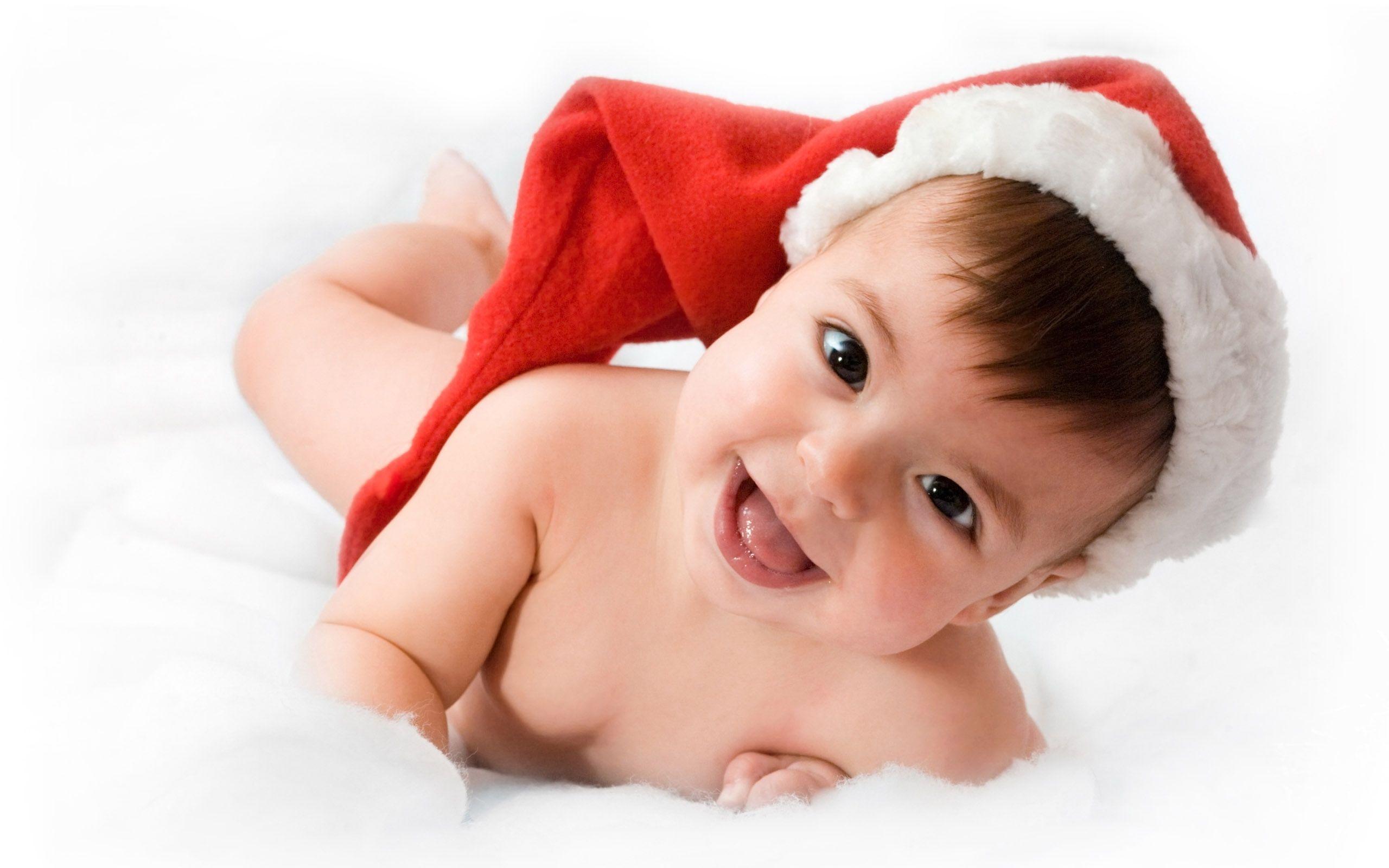 2560x1600 Cute Christmas Baby
