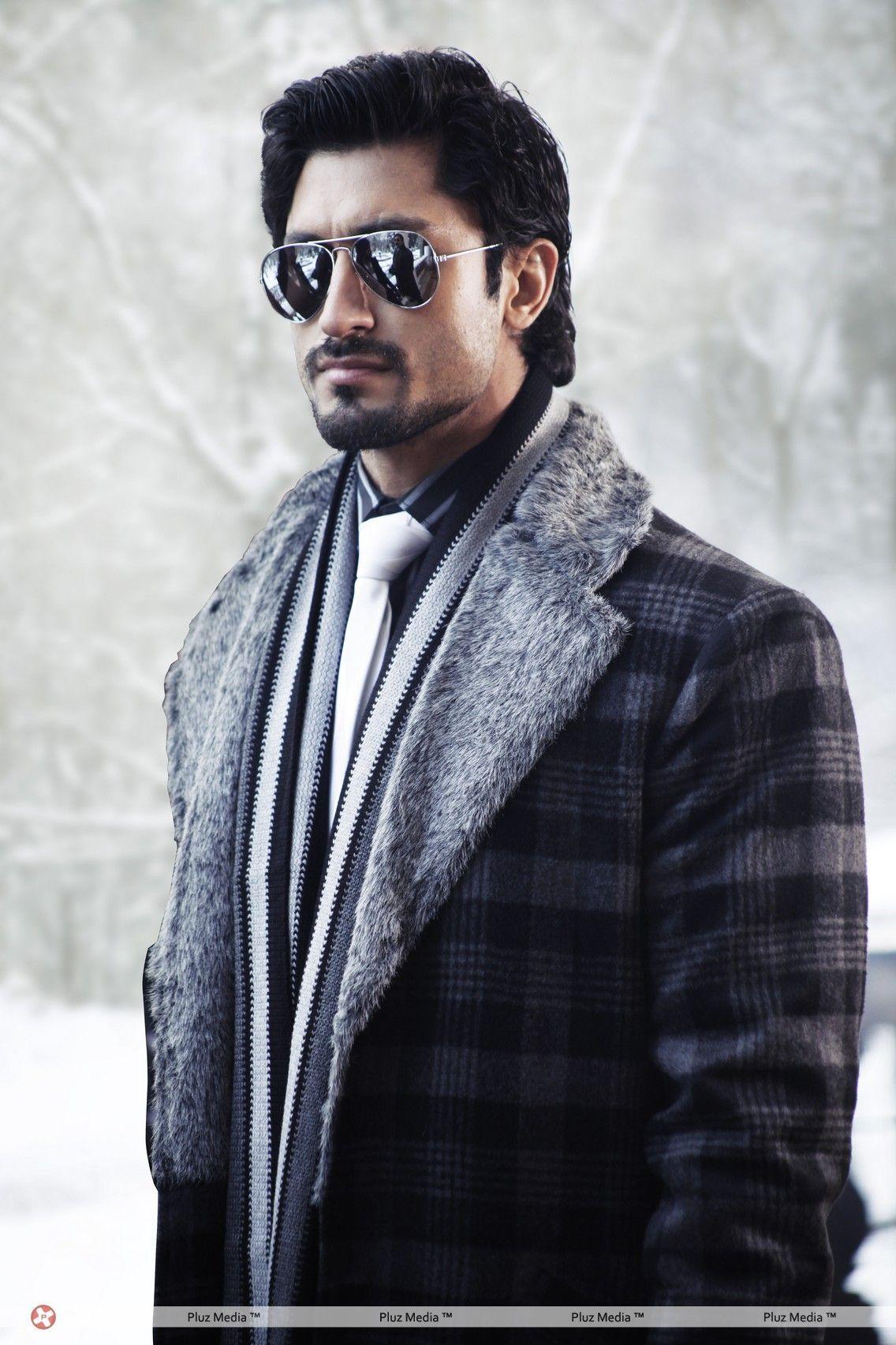 1136x1704 Vidyut Jammwal #Bollywood #India #Billa2 #Hot #VidyutJammwal #VidyutJamwal. Vidyut jamwal, Designer suits for men, Celebrities