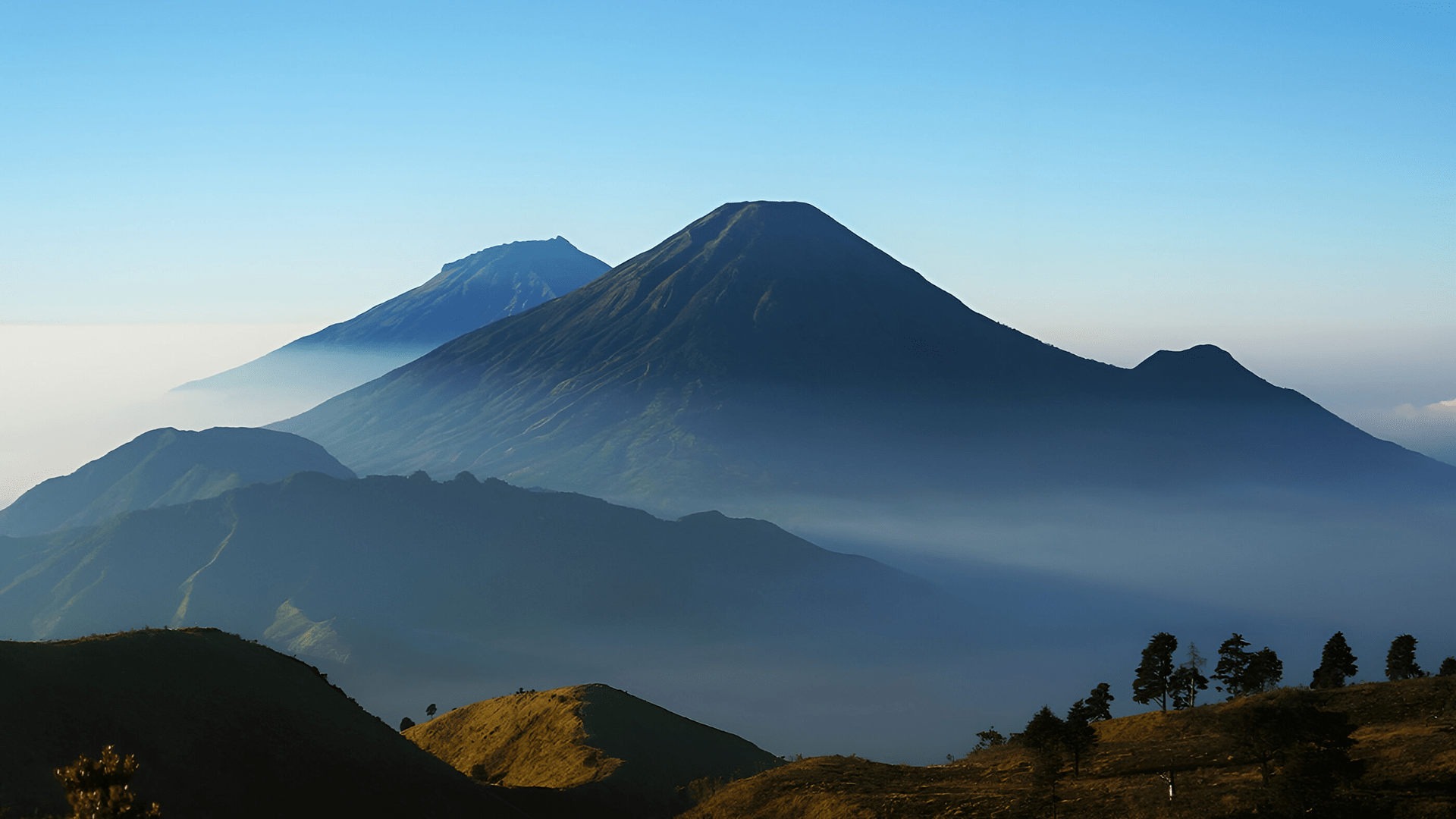 1920x1080 Mountain Recommendations for Beginner Climbers on Java Island