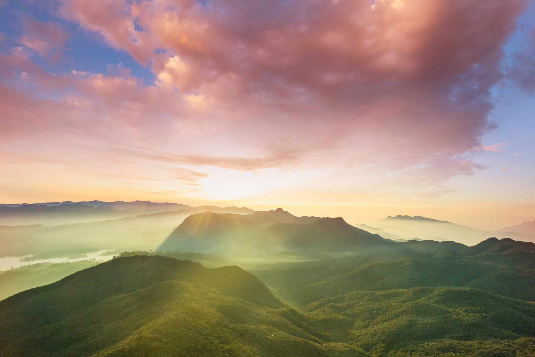 1800x1200 Walk in the Footsteps of the Gods on Sri Lanka's Holy Mountain
