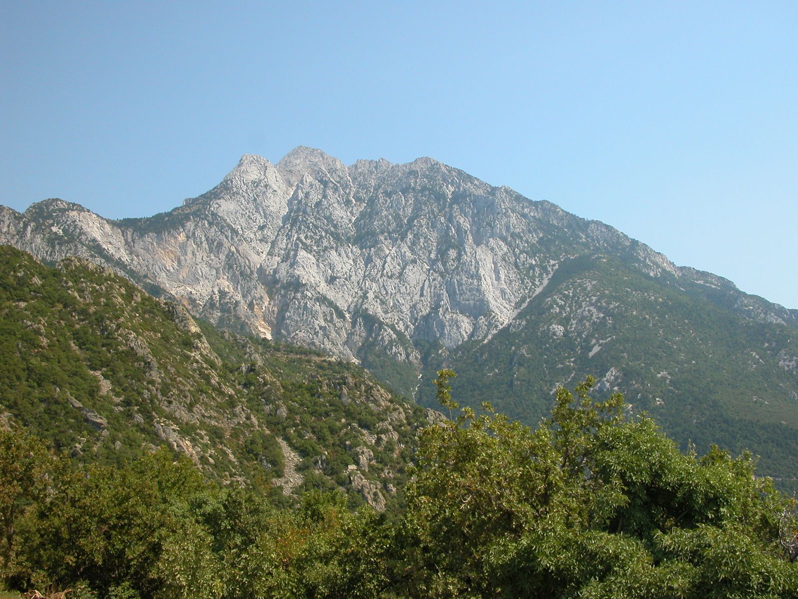 1600x1200 Hiking the Holy Mountain Gallery