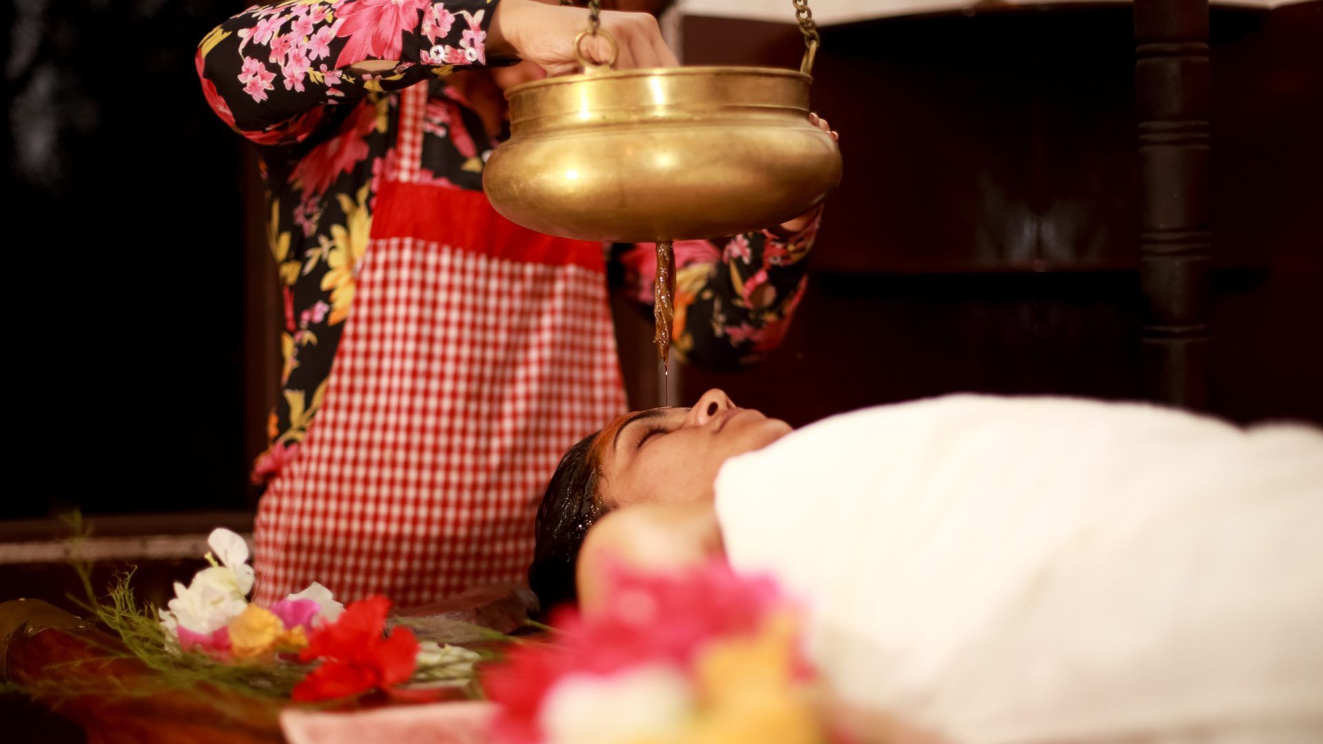 1920x1080 Shirodhara: an Ayurvedic Treatment School of Meditation & Yoga