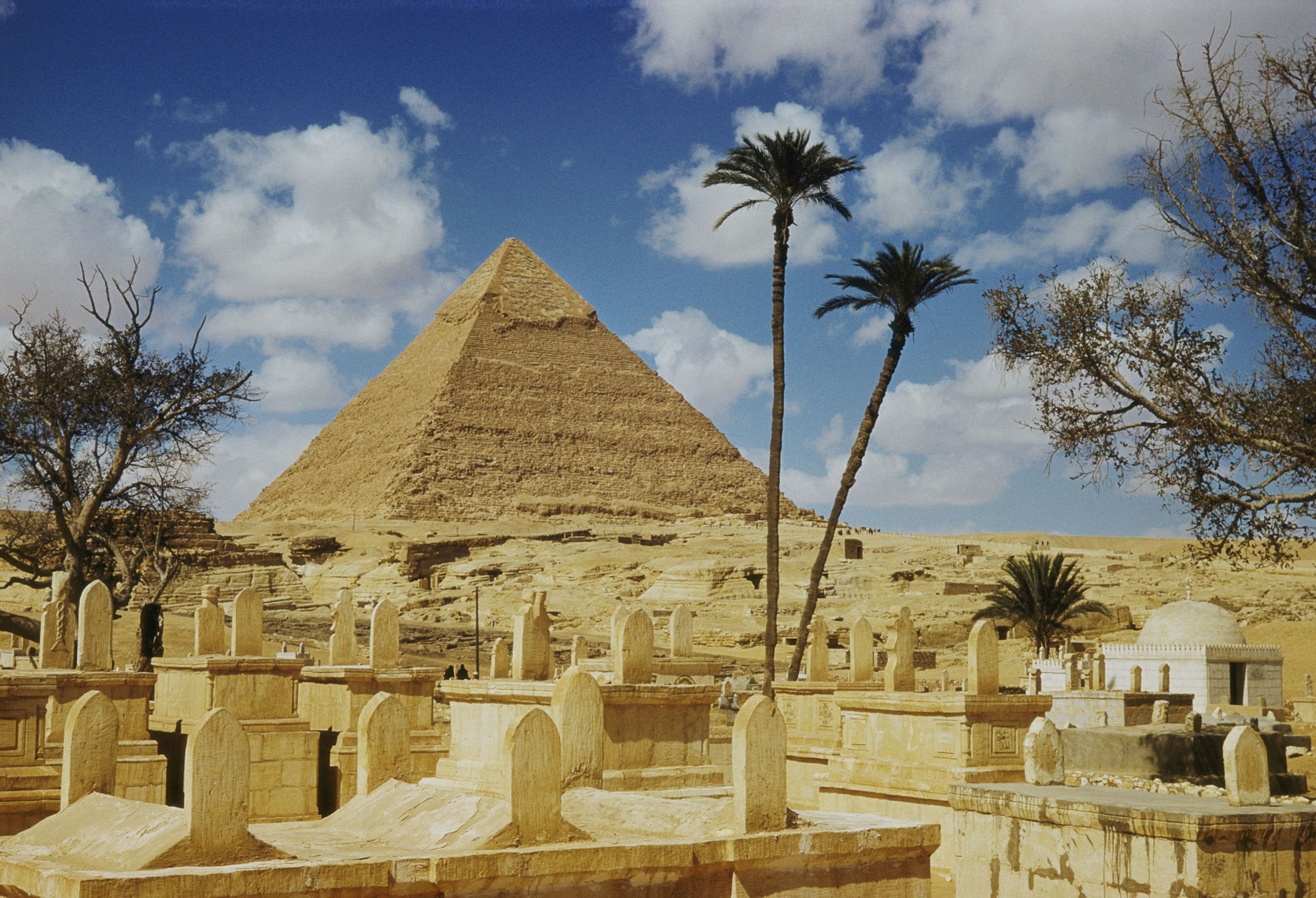 3072x2097 Mysterious Void Discovered in Egypt's Great Pyramid