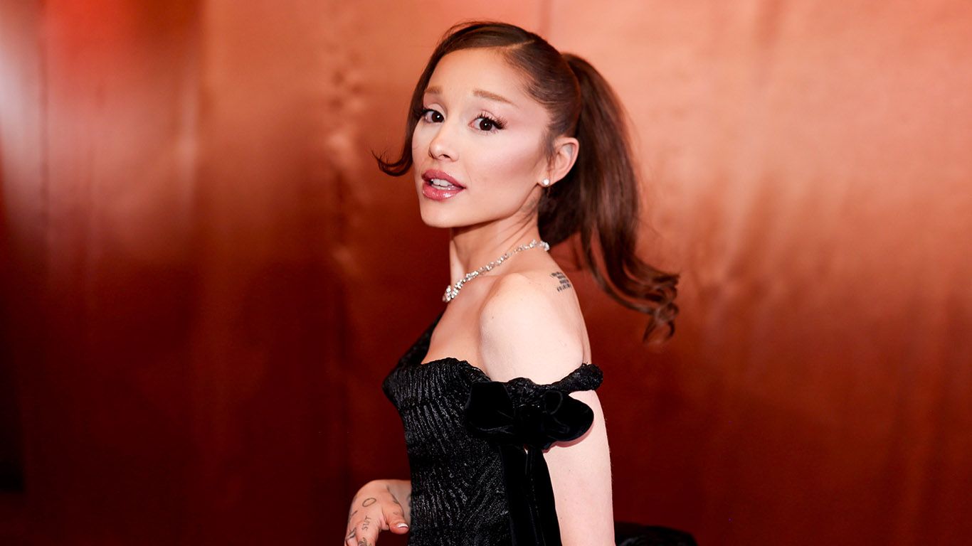 1366x768 Ariana Grande's 'Eternal Sunshine' 2026 Tour: Full Setlist Revealed