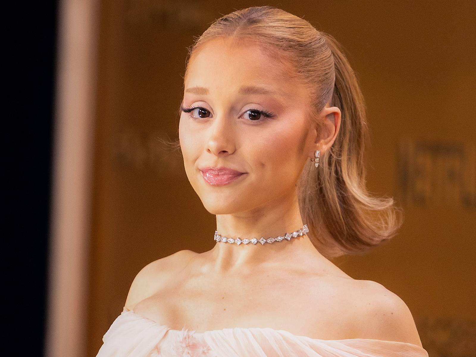 1600x1200 Ariana Grande's Newest Project Is Her Most Ambitious Yet
