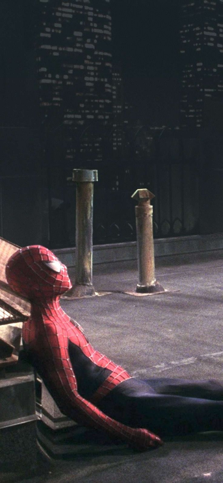 736x1591 Spider Man Tobey Maguire Wallpaper
